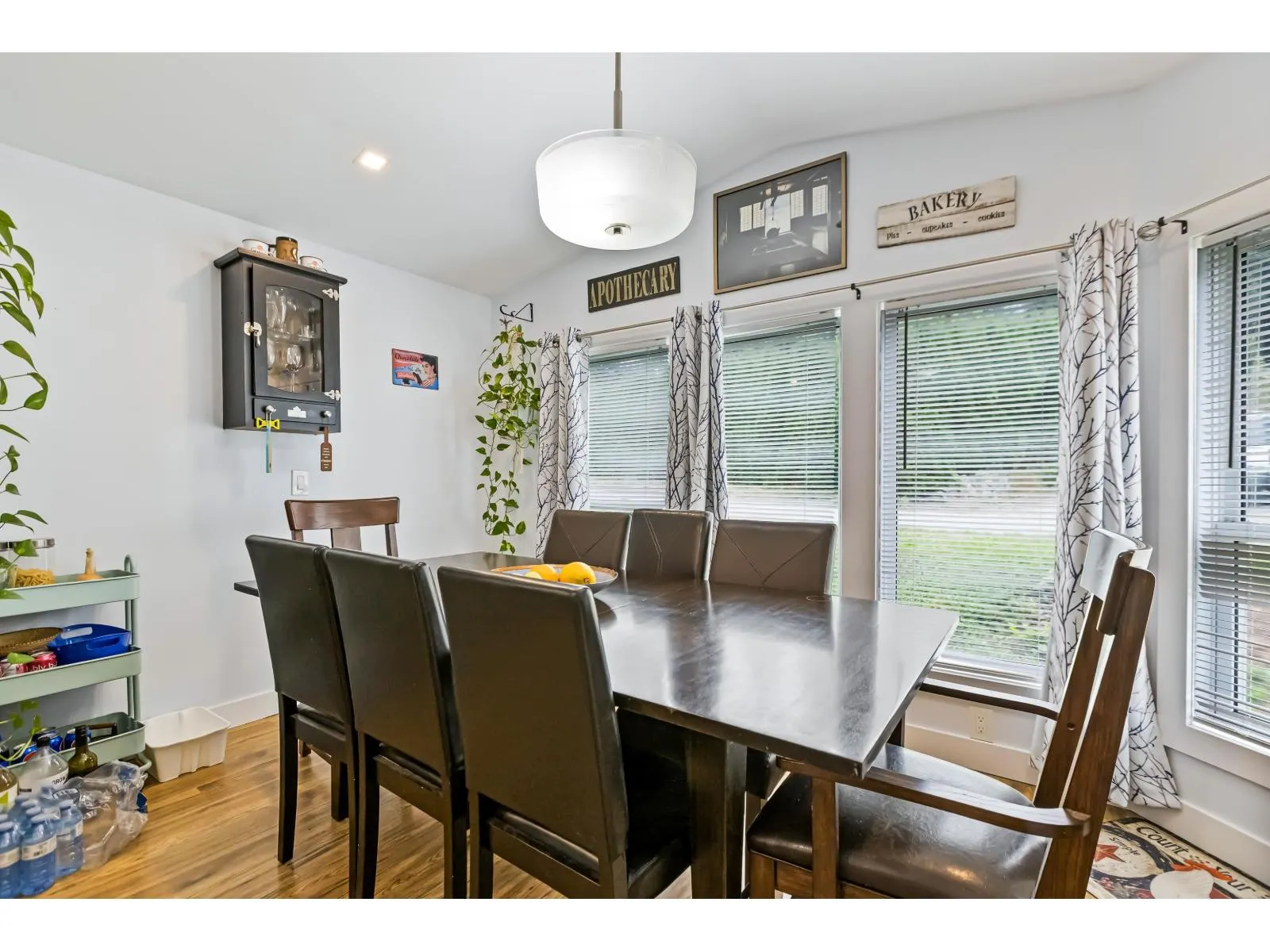 111 43201 LOUGHEED HIGHWAY