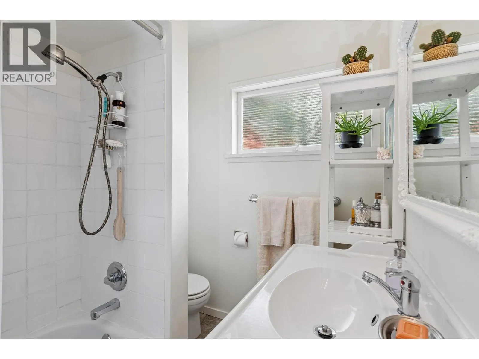 415 W 26TH STREET