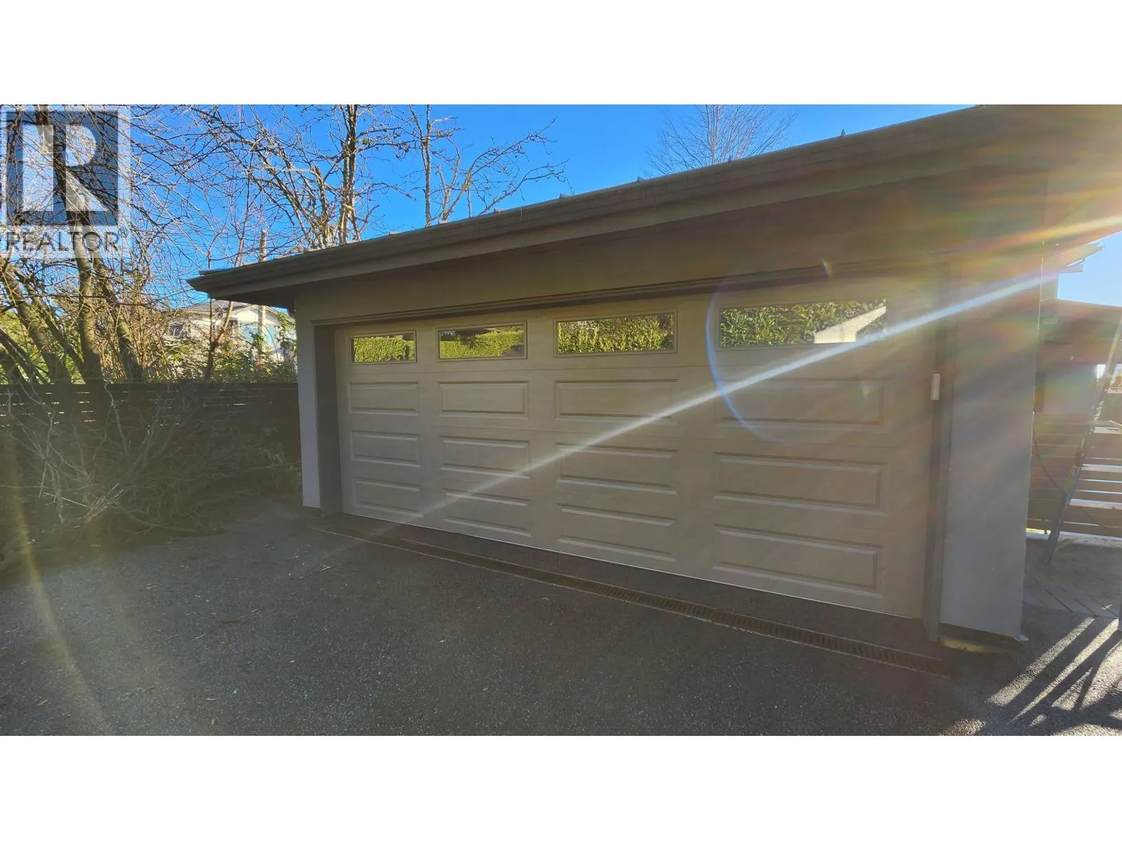 1407 HAYWOOD AVENUE
