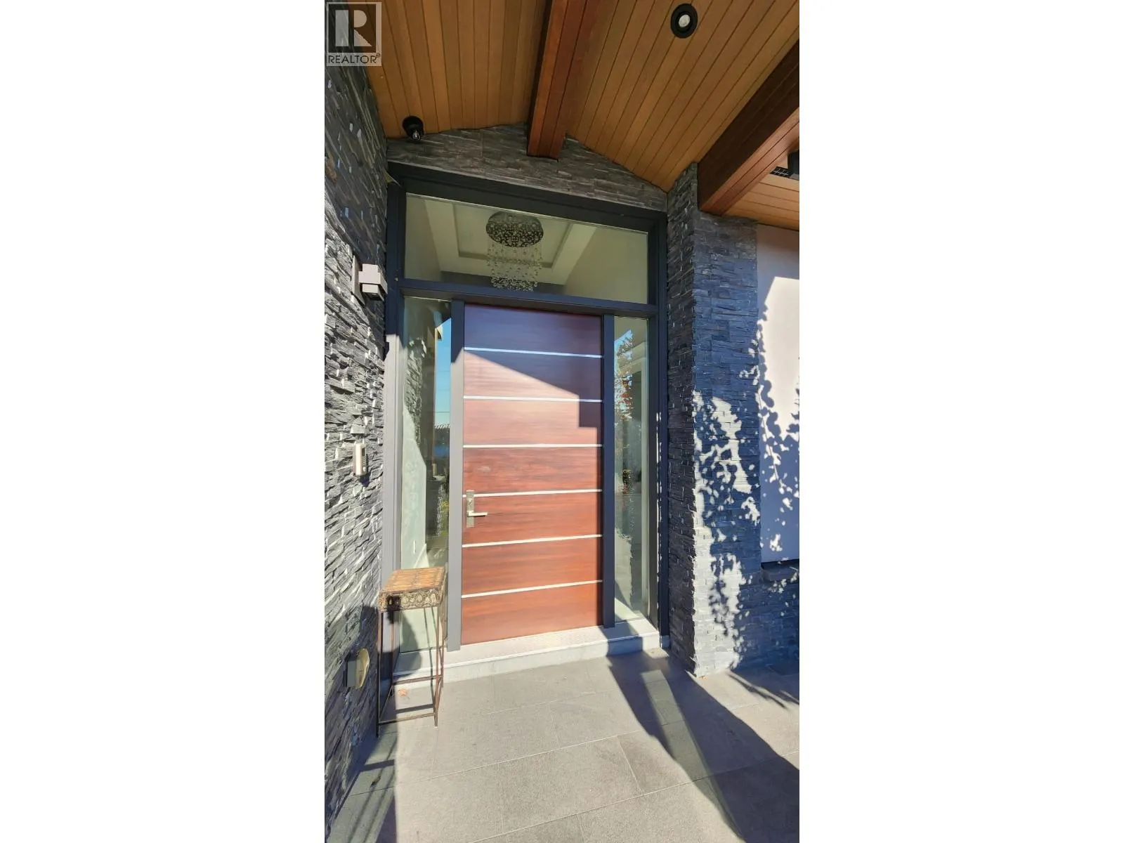 1407 HAYWOOD AVENUE