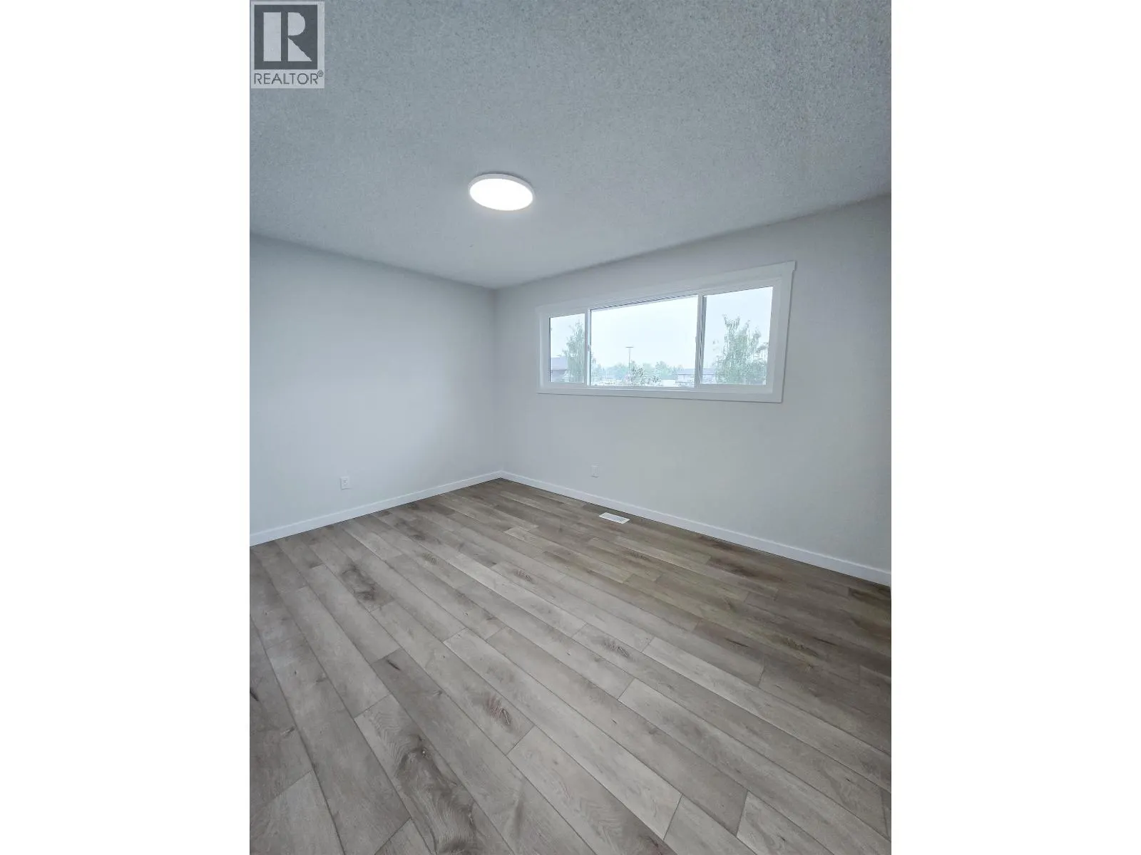 2501 WESTWOOD DRIVE