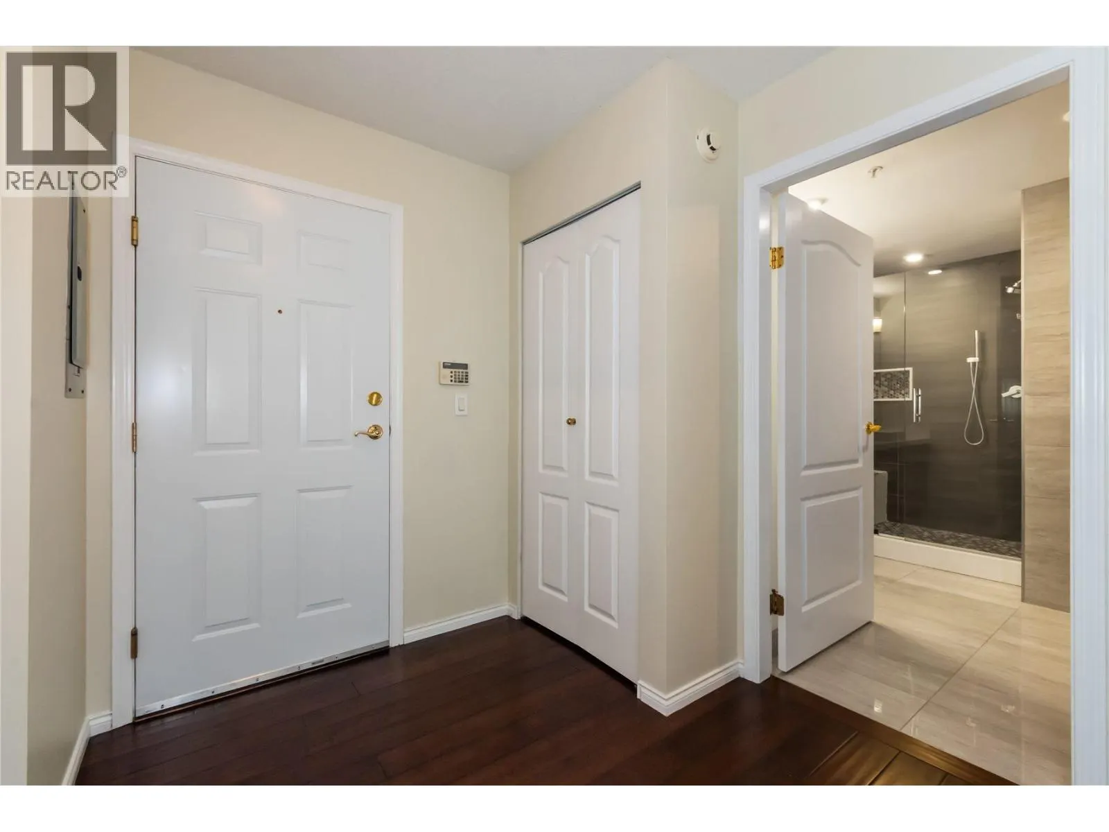 130 5888 DOVER CRESCENT