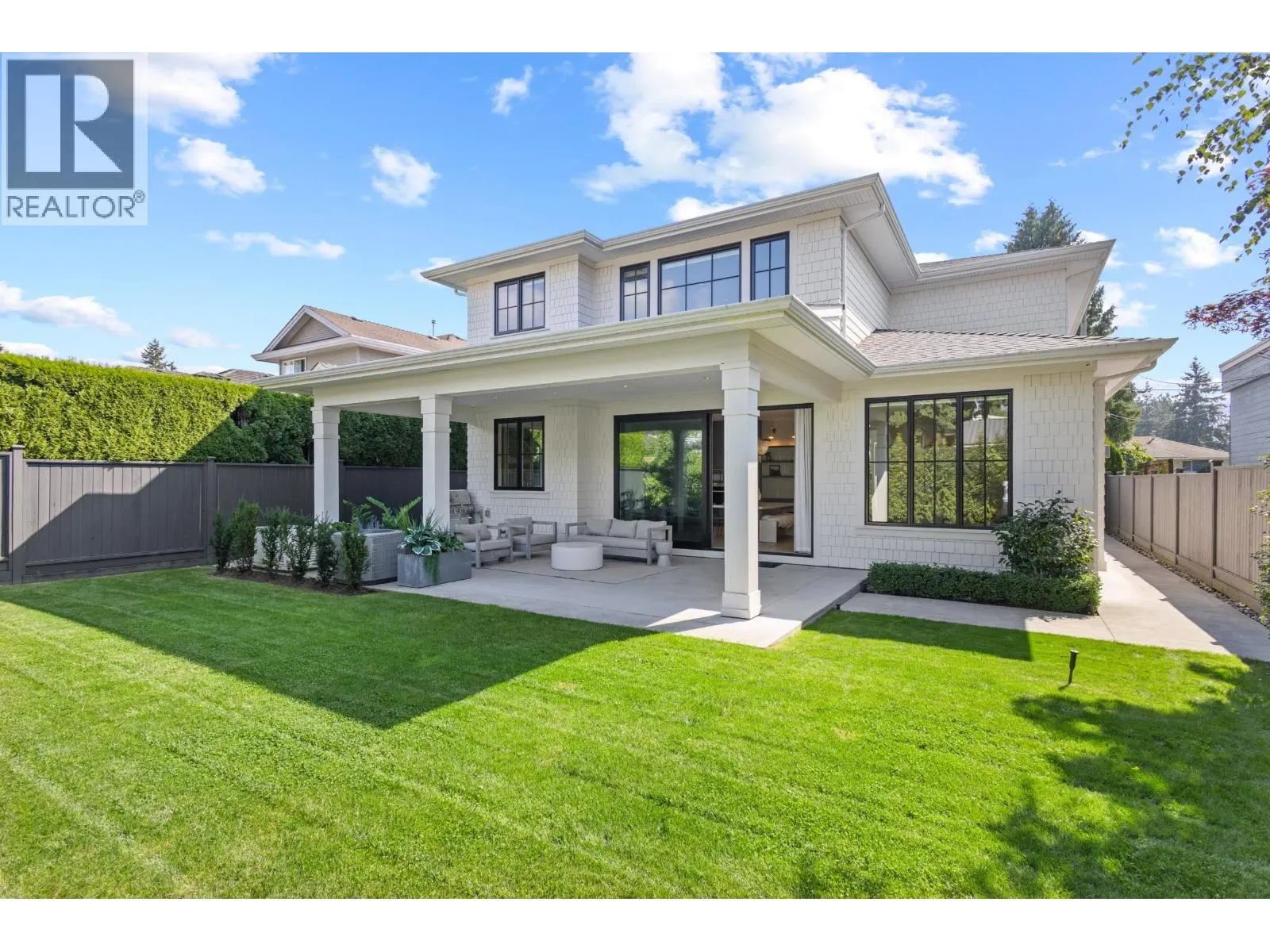 1115 COTTONWOOD AVENUE