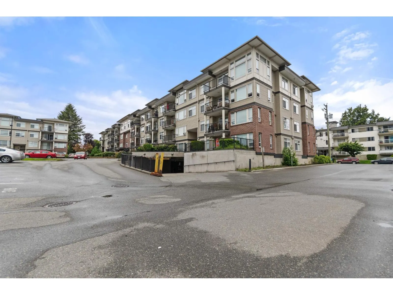 212 46150 BOLE AVENUE|Chilliwack Proper East