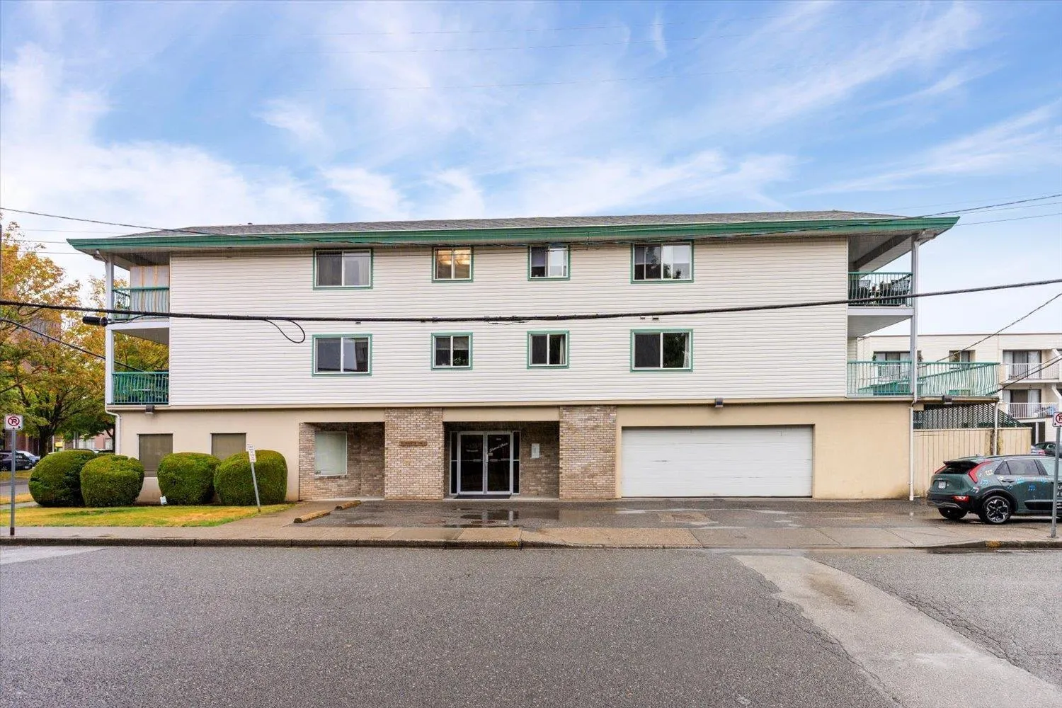 303 9006 EDWARD STREET|Chilliwack Proper West