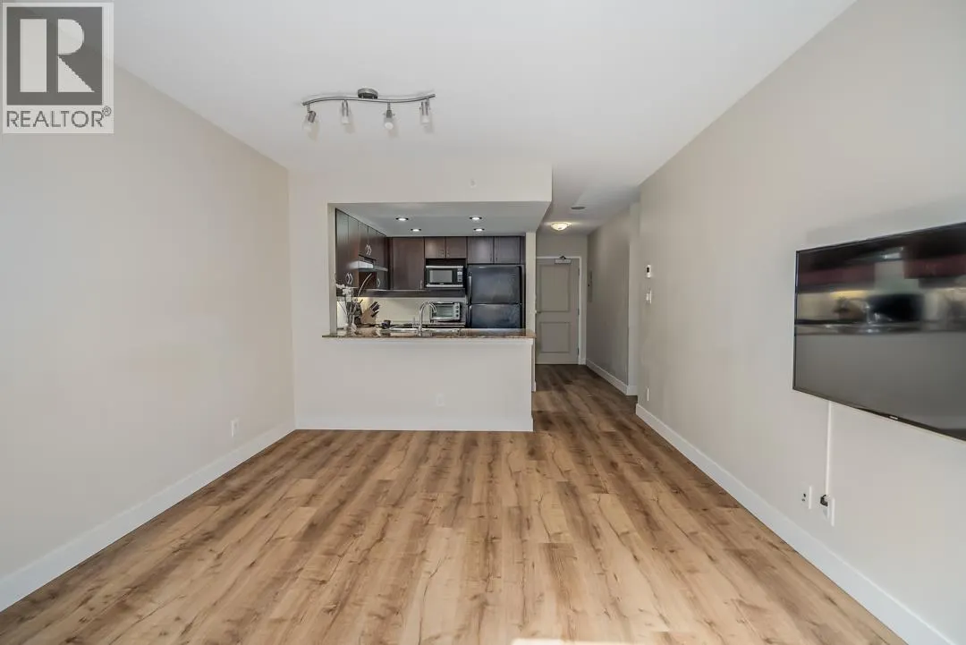 509 9262 UNIVERSITY CRESCENT