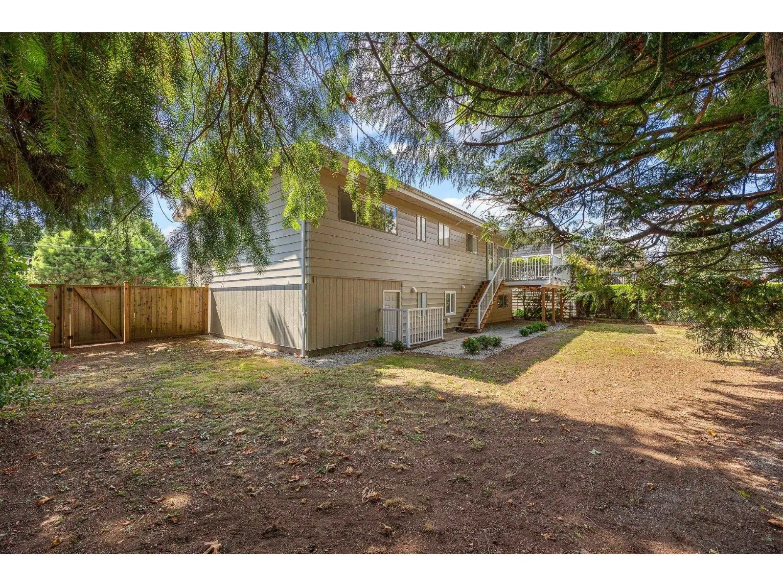 8532 SULLIVAN PLACE