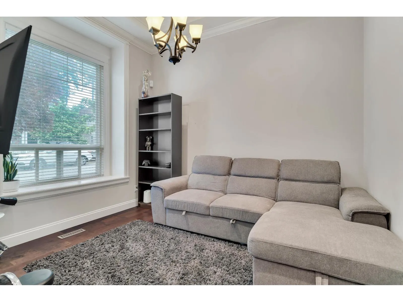 15083 58A AVENUE