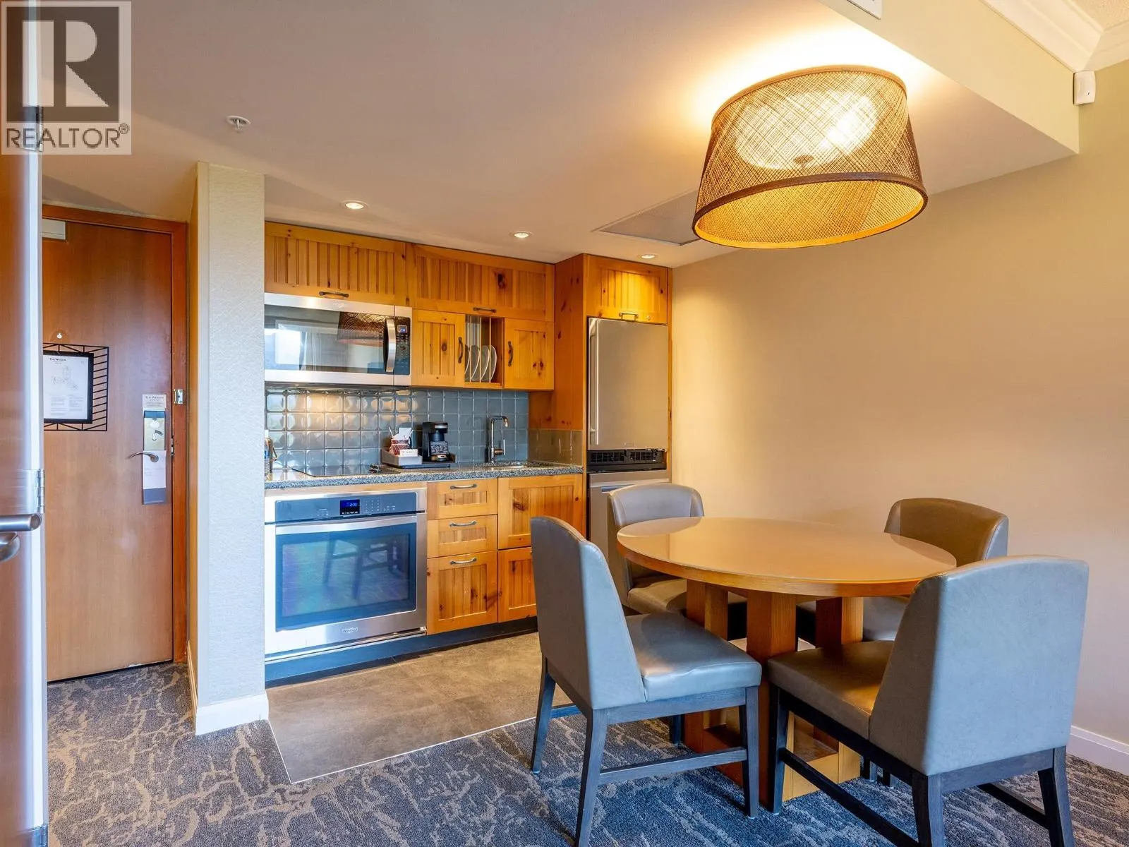 661 4090 WHISTLER WAY