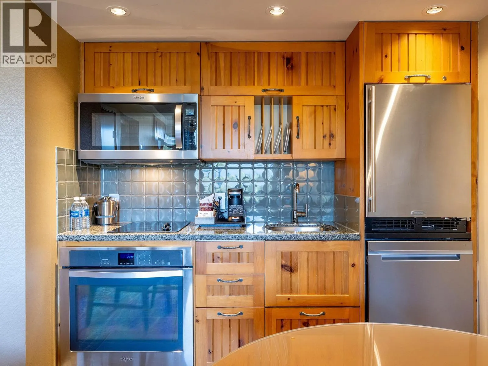 661 4090 WHISTLER WAY