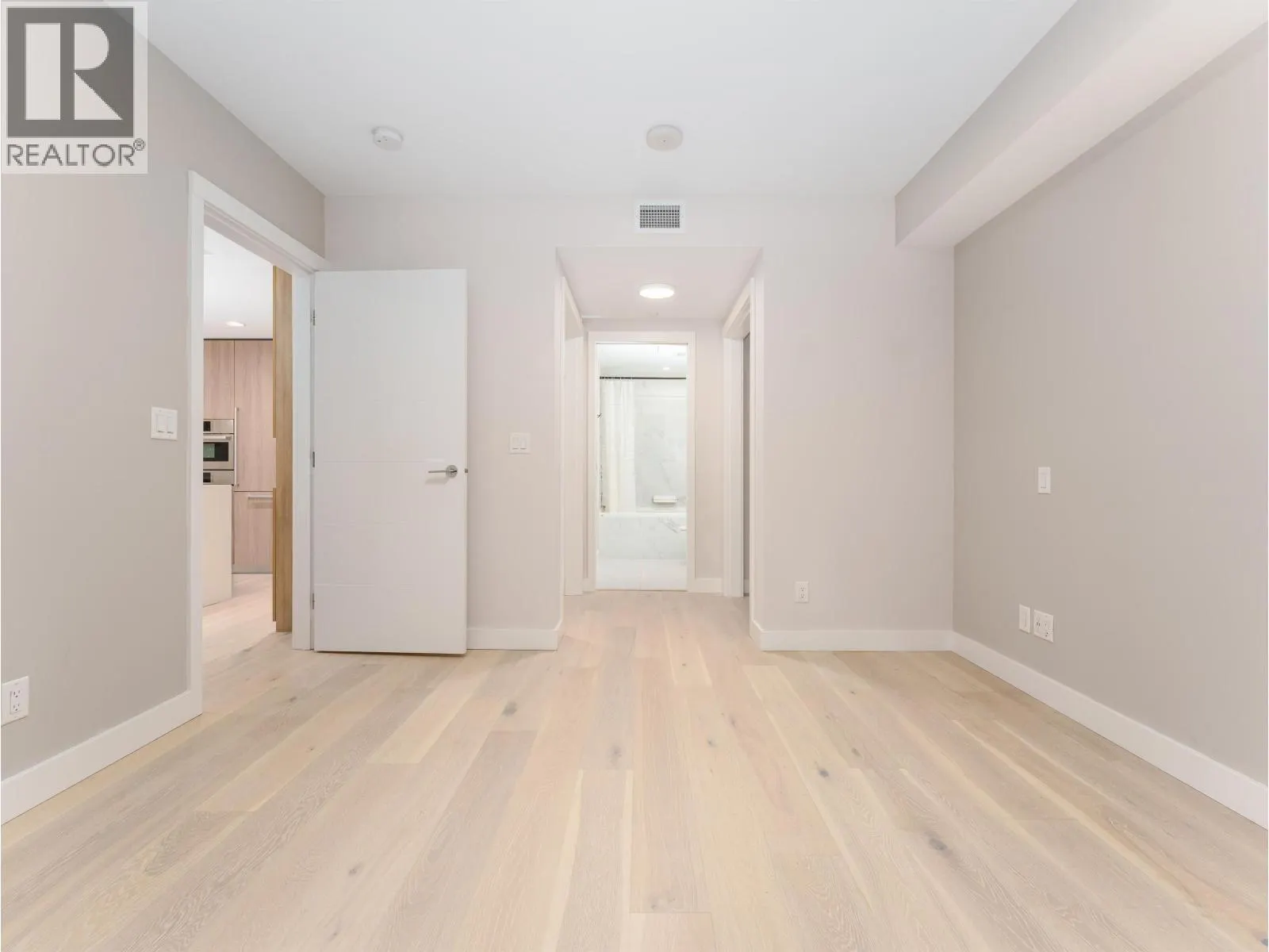 101 2738 LIBRARY LANE