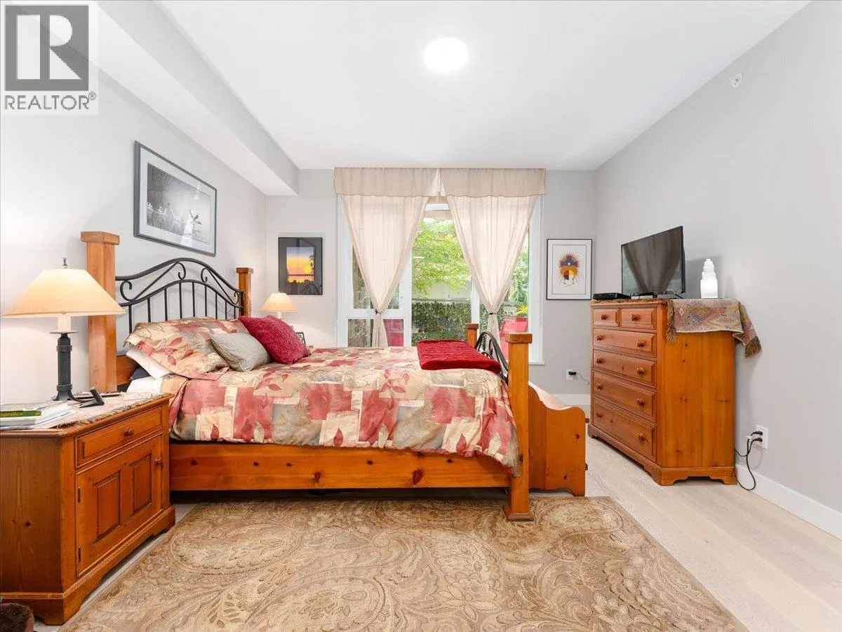 101 2738 LIBRARY LANE