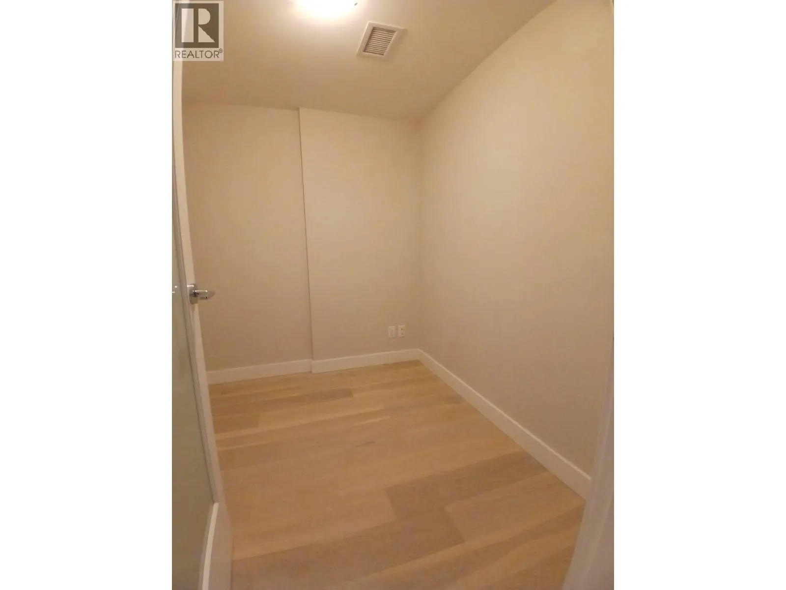 101 2738 LIBRARY LANE