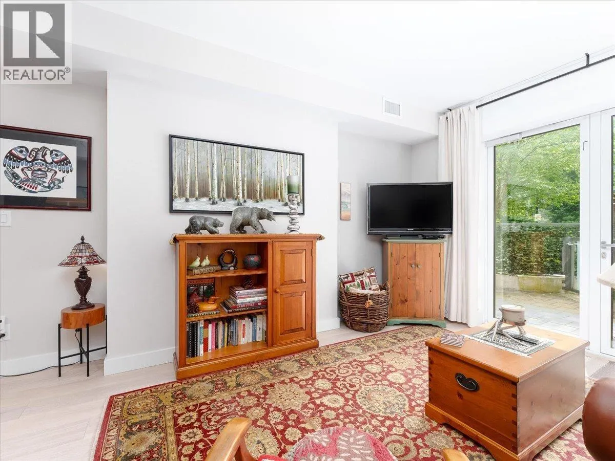101 2738 LIBRARY LANE