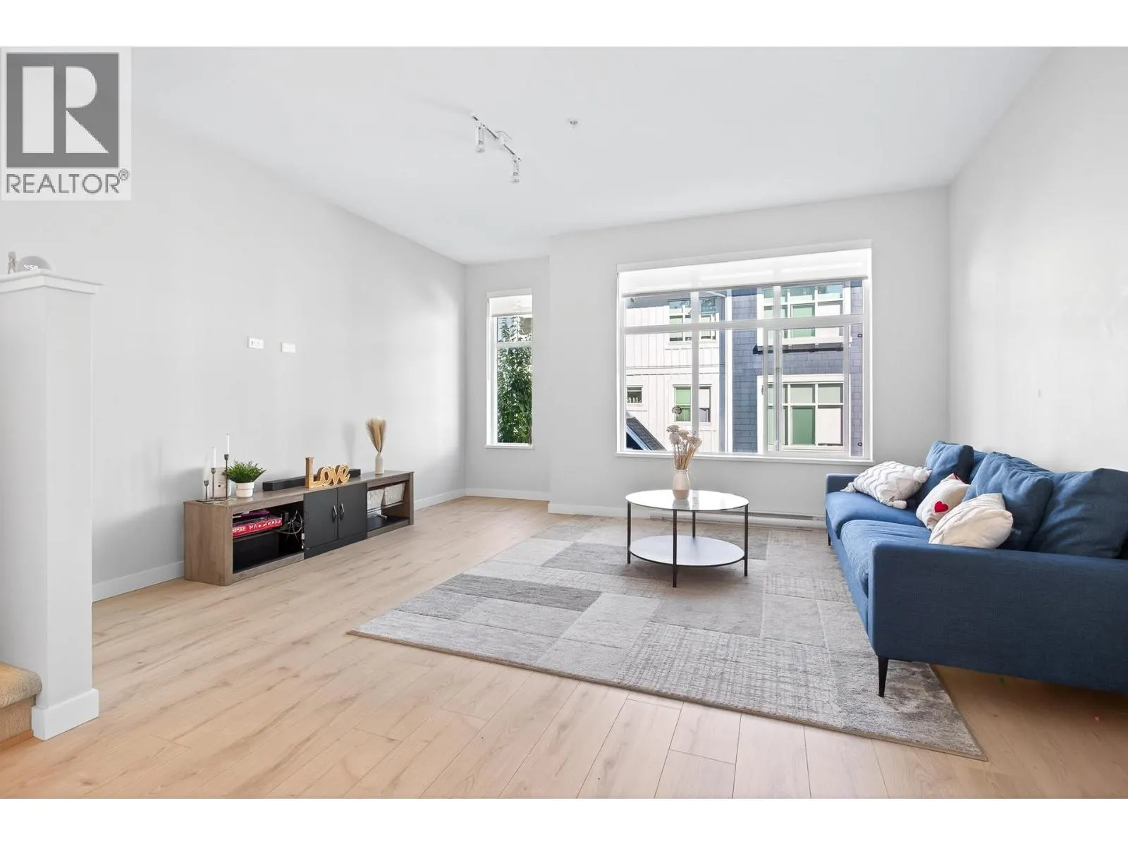 1070 11280 PAZARENA PLACE