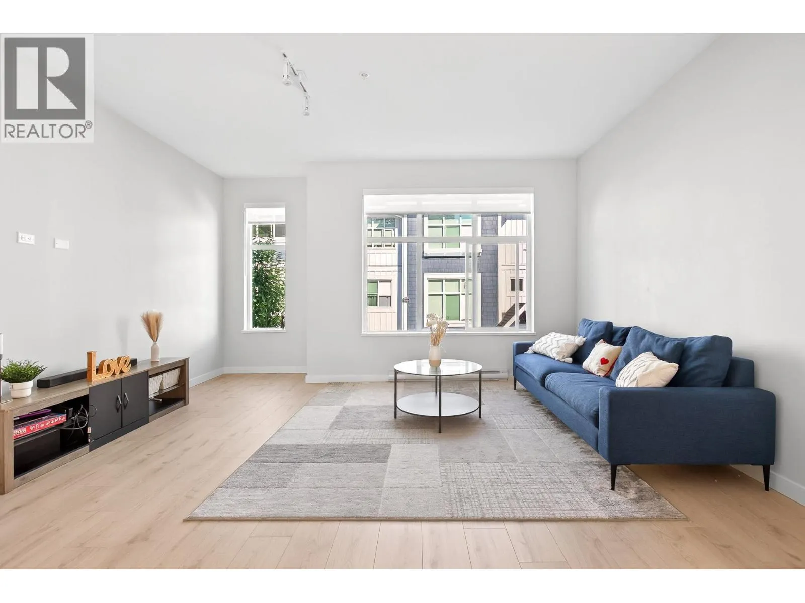 1070 11280 PAZARENA PLACE
