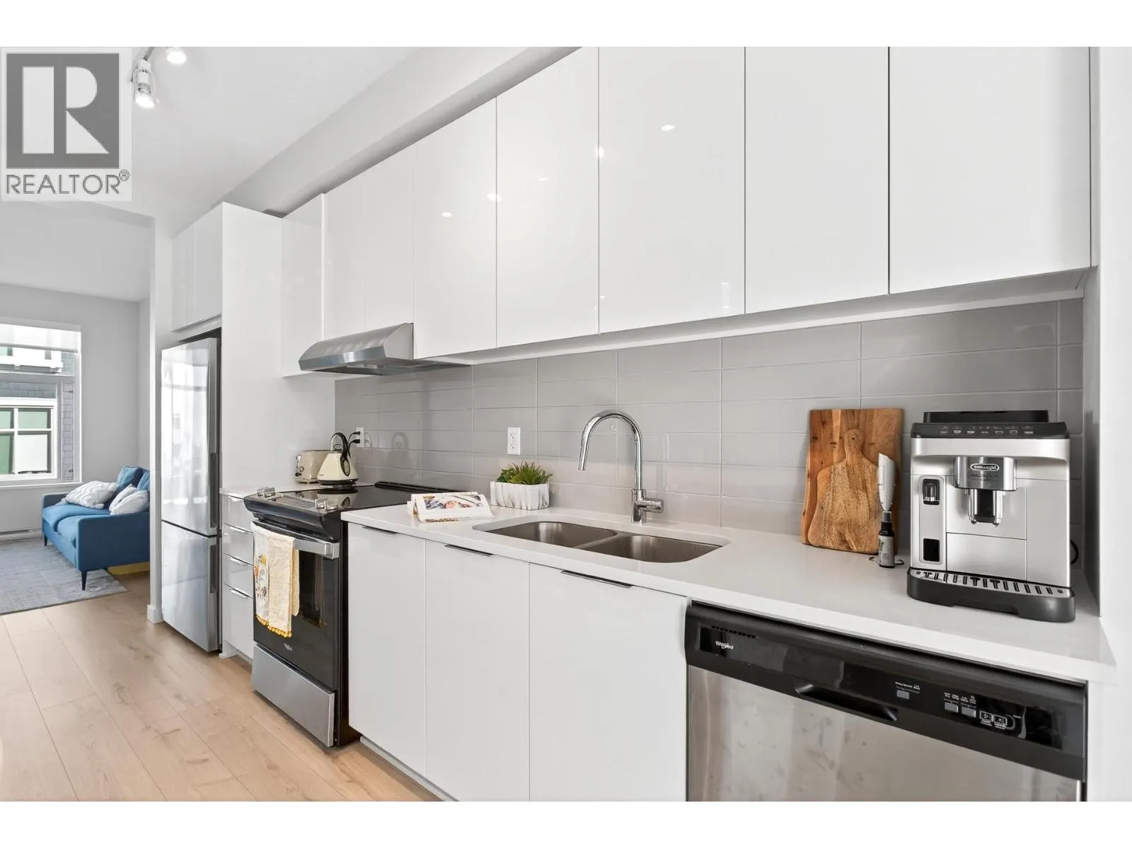 1070 11280 PAZARENA PLACE