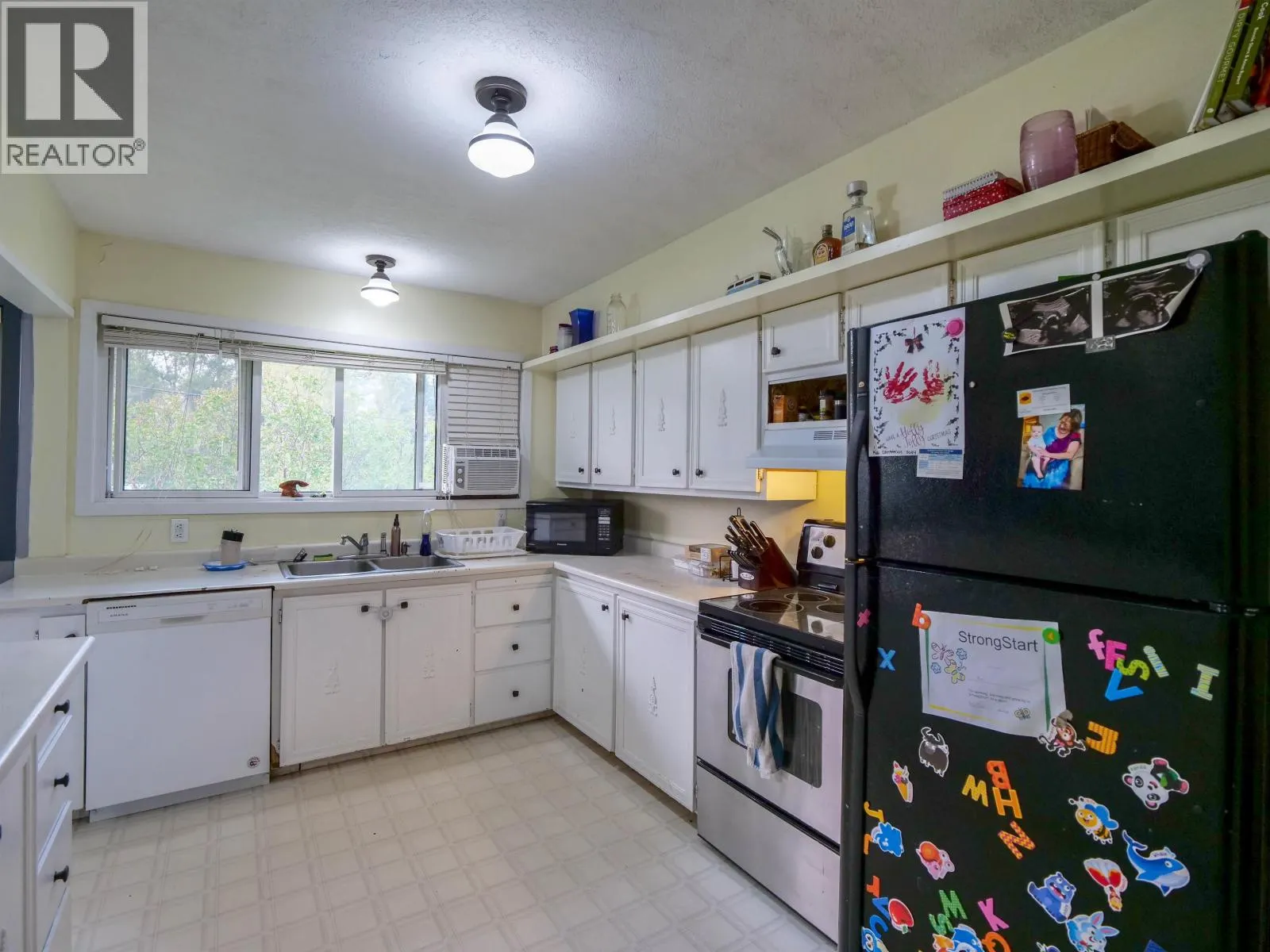 1961 LOMBARDIE DRIVE