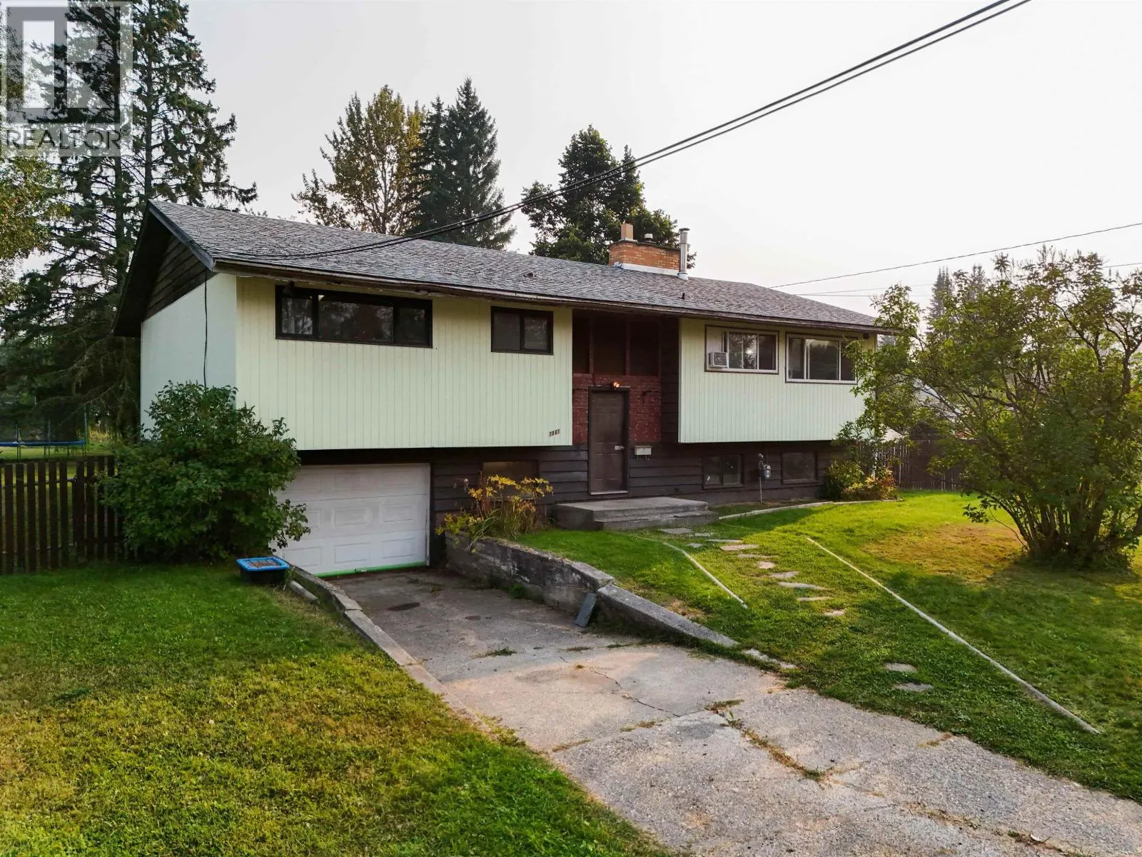 1961 LOMBARDIE DRIVE