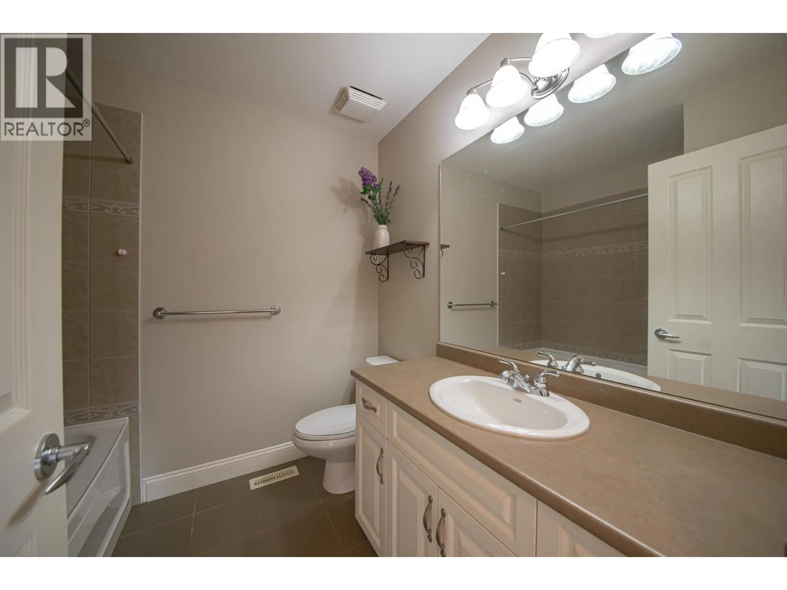 3301 MCTAVISH COURT