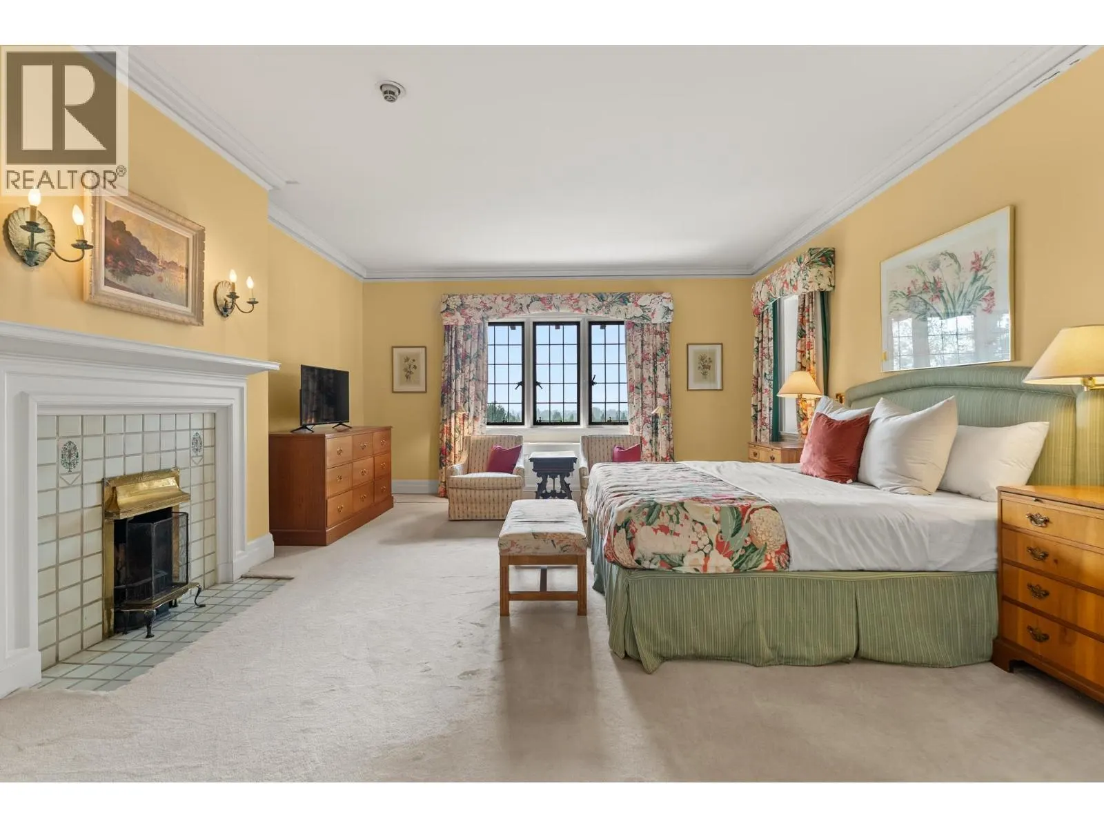2206 SW MARINE DRIVE