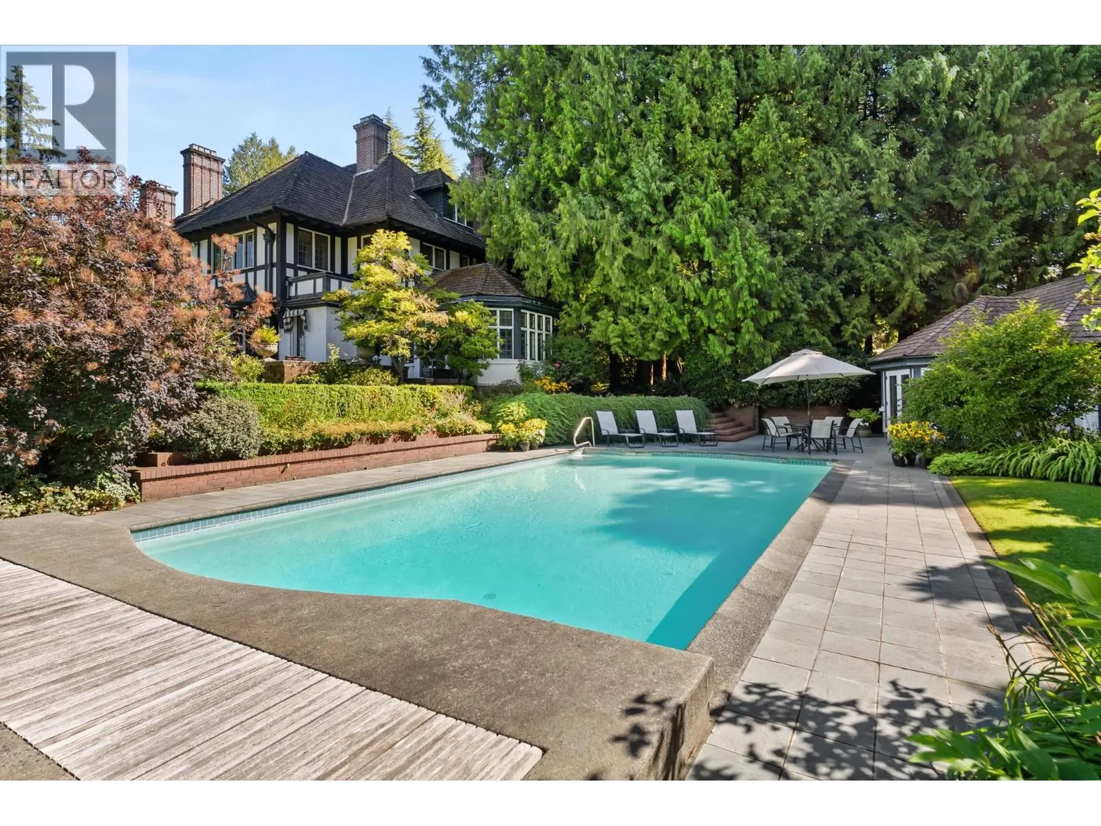 2206 SW MARINE DRIVE