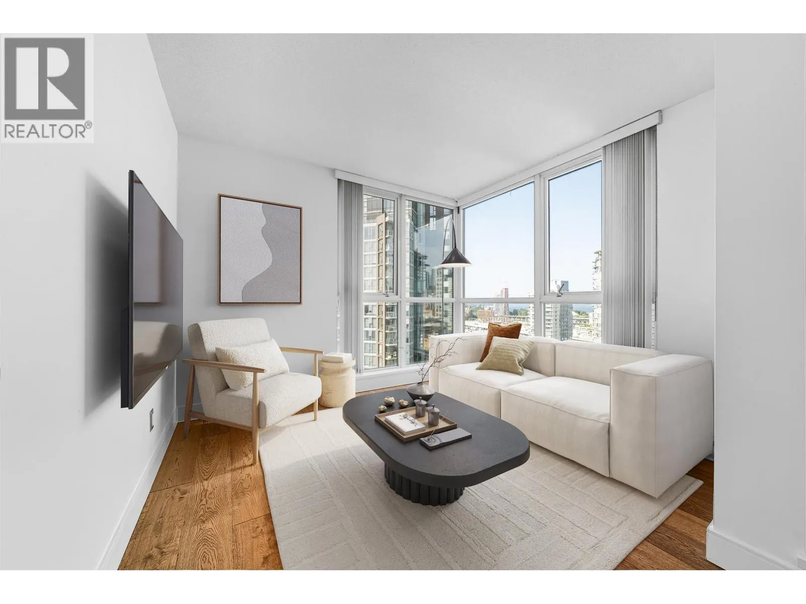 2705 1408 STRATHMORE MEWS