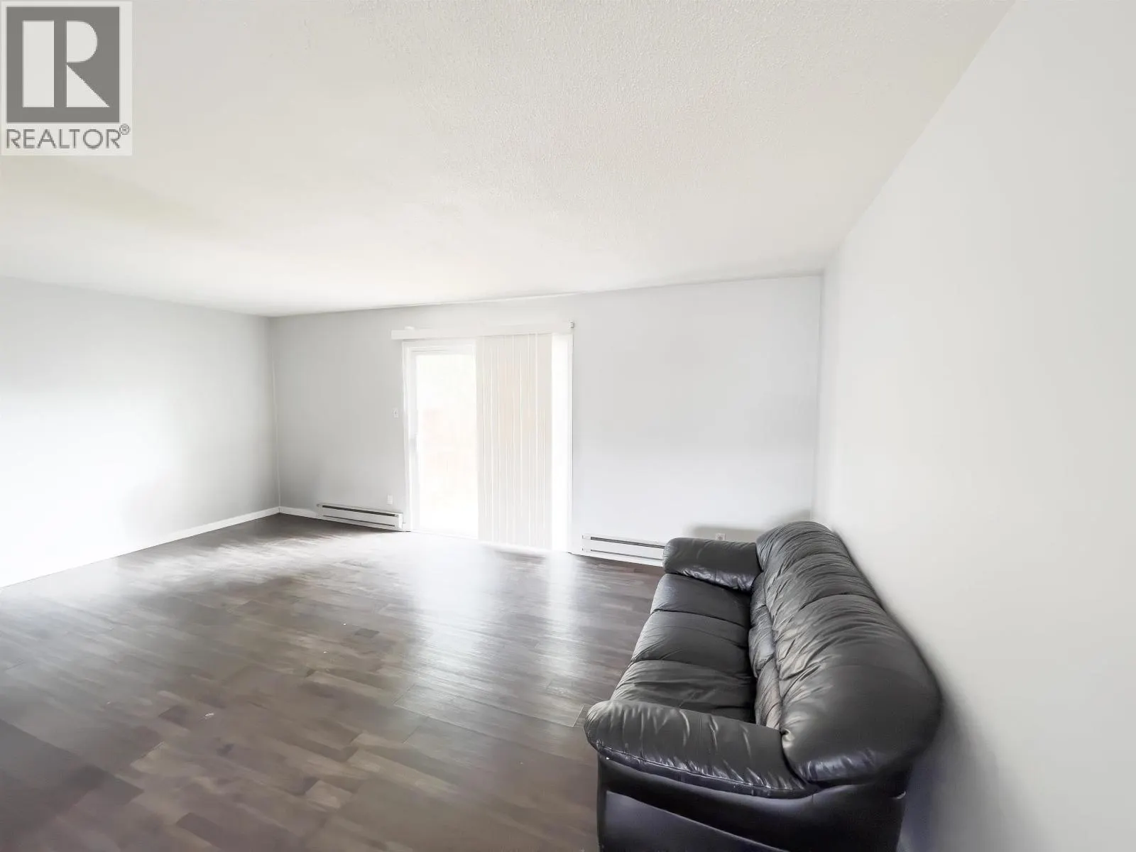 544 BEECH CRESCENT