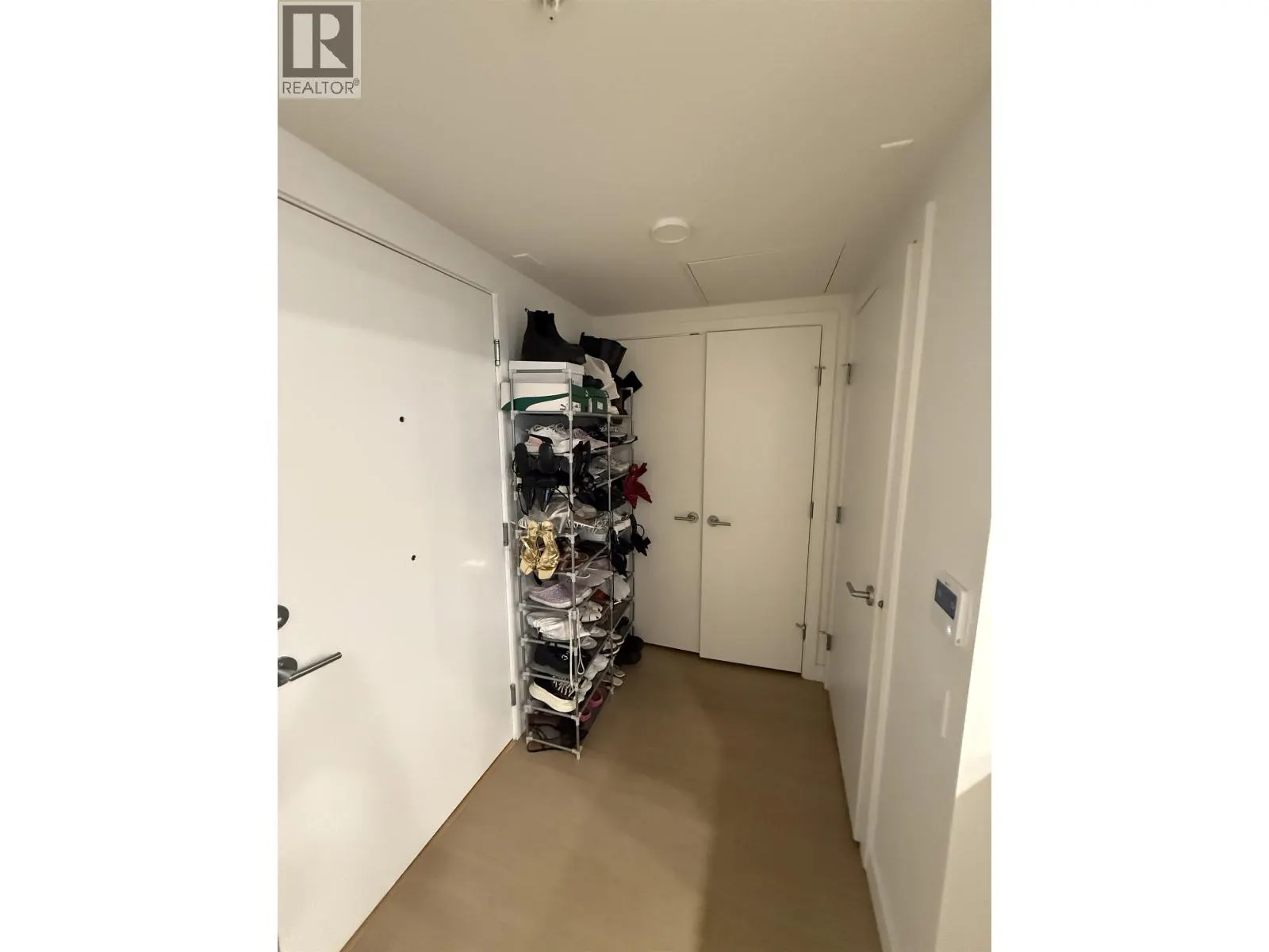7683 PARK CRESCENT