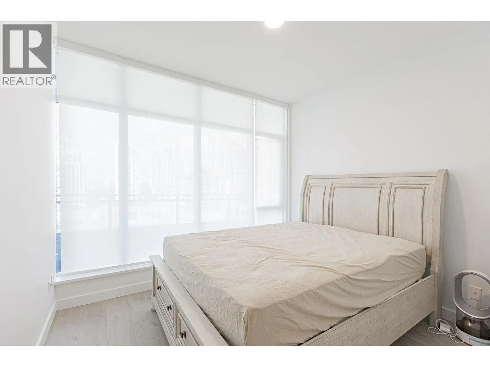10xx 2288 ALPHA AVENUE