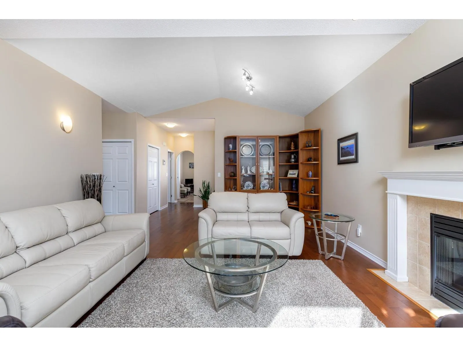15 18939 65 AVENUE