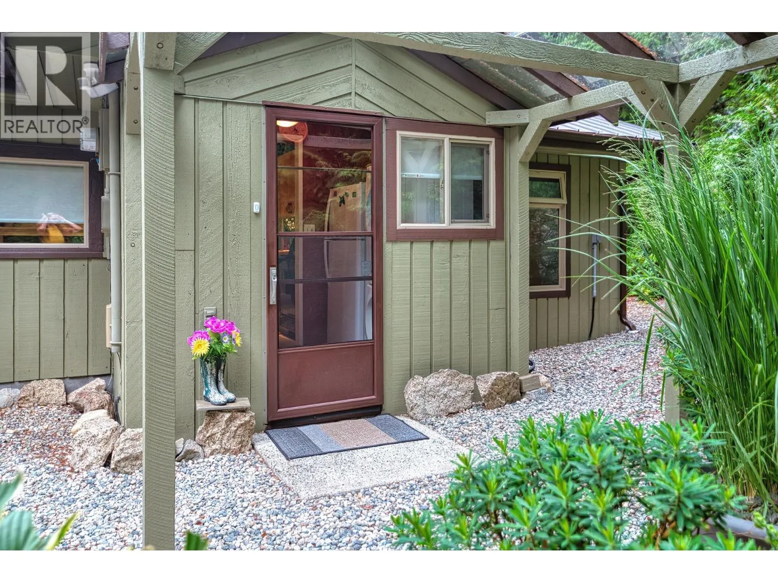 8096 WILDWOOD ROAD