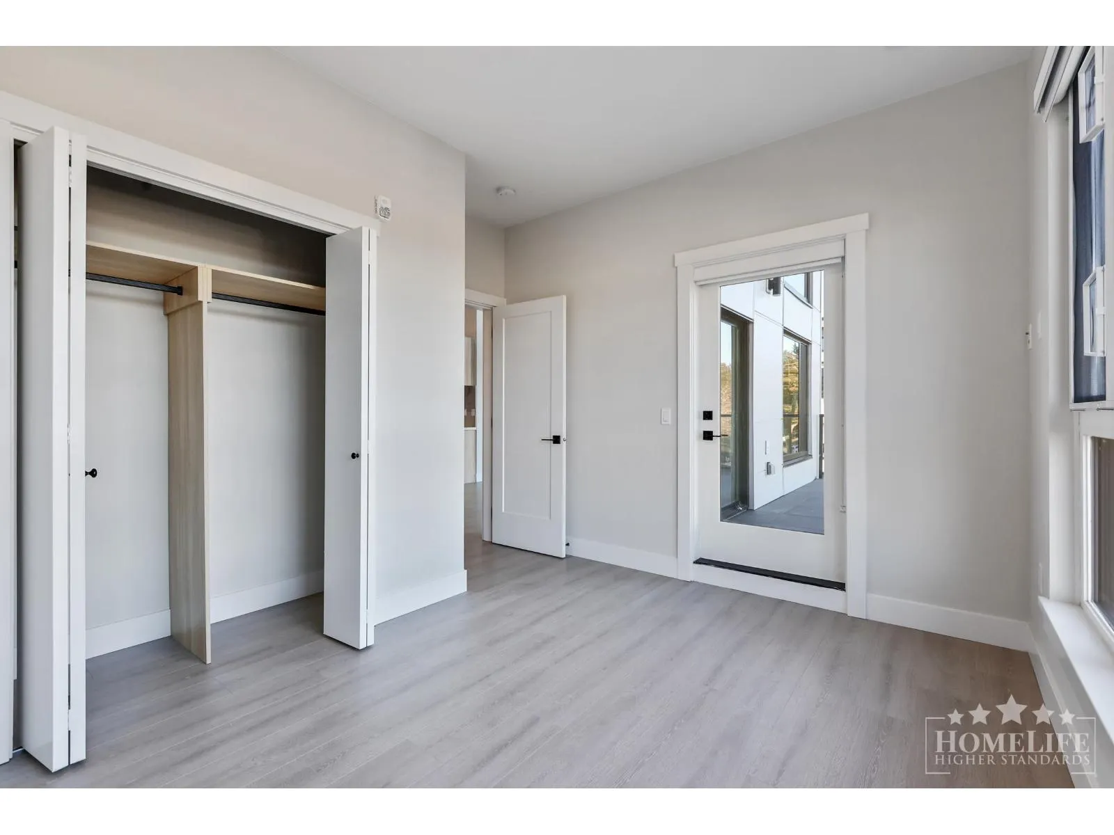 303 14858 60 AVENUE