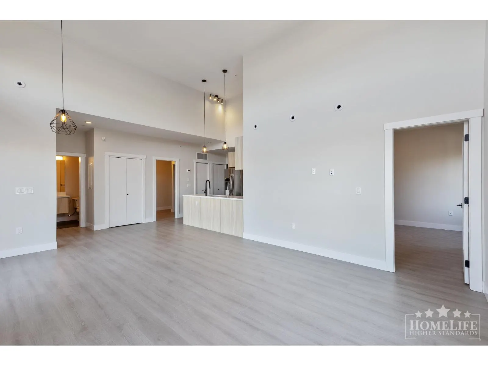 303 14858 60 AVENUE