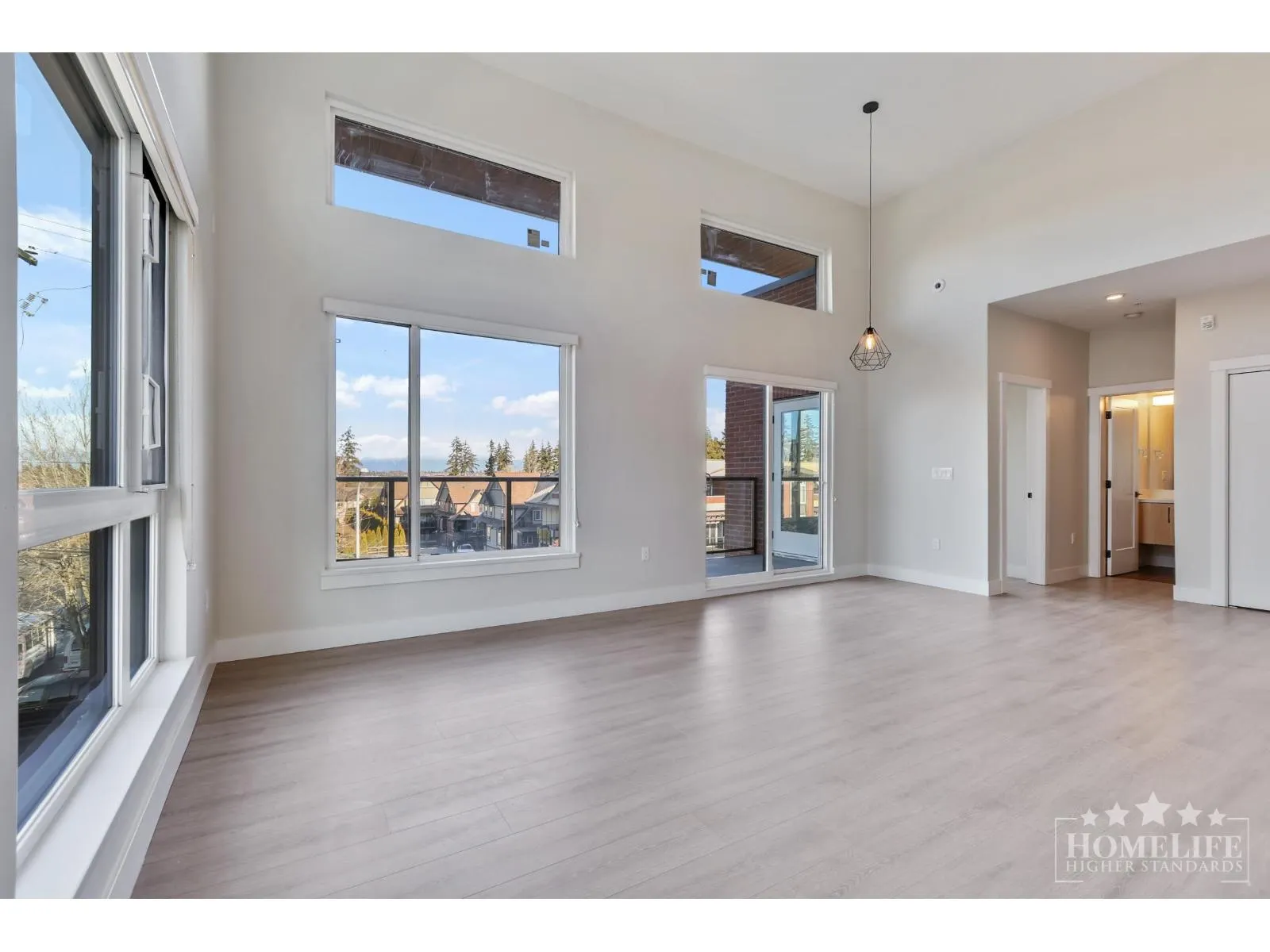 303 14858 60 AVENUE