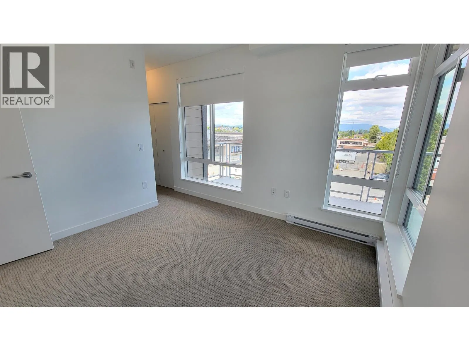 409 7799 17TH STREET