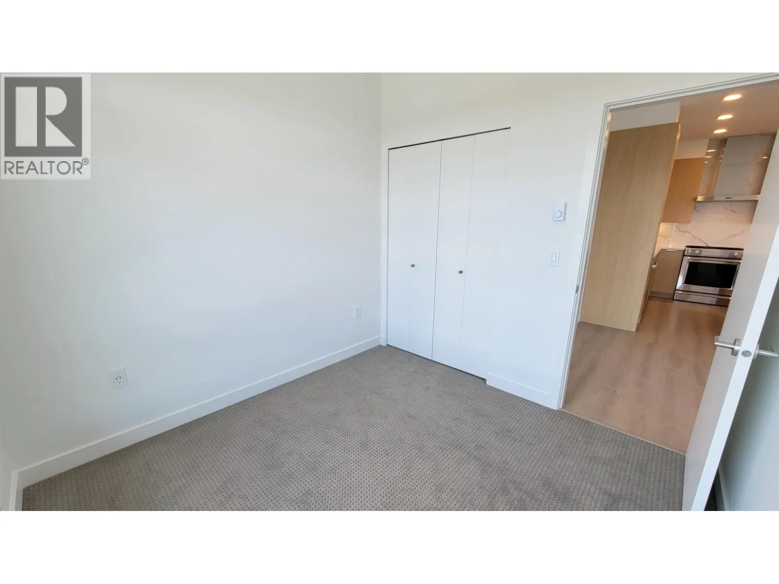 409 7799 17TH STREET