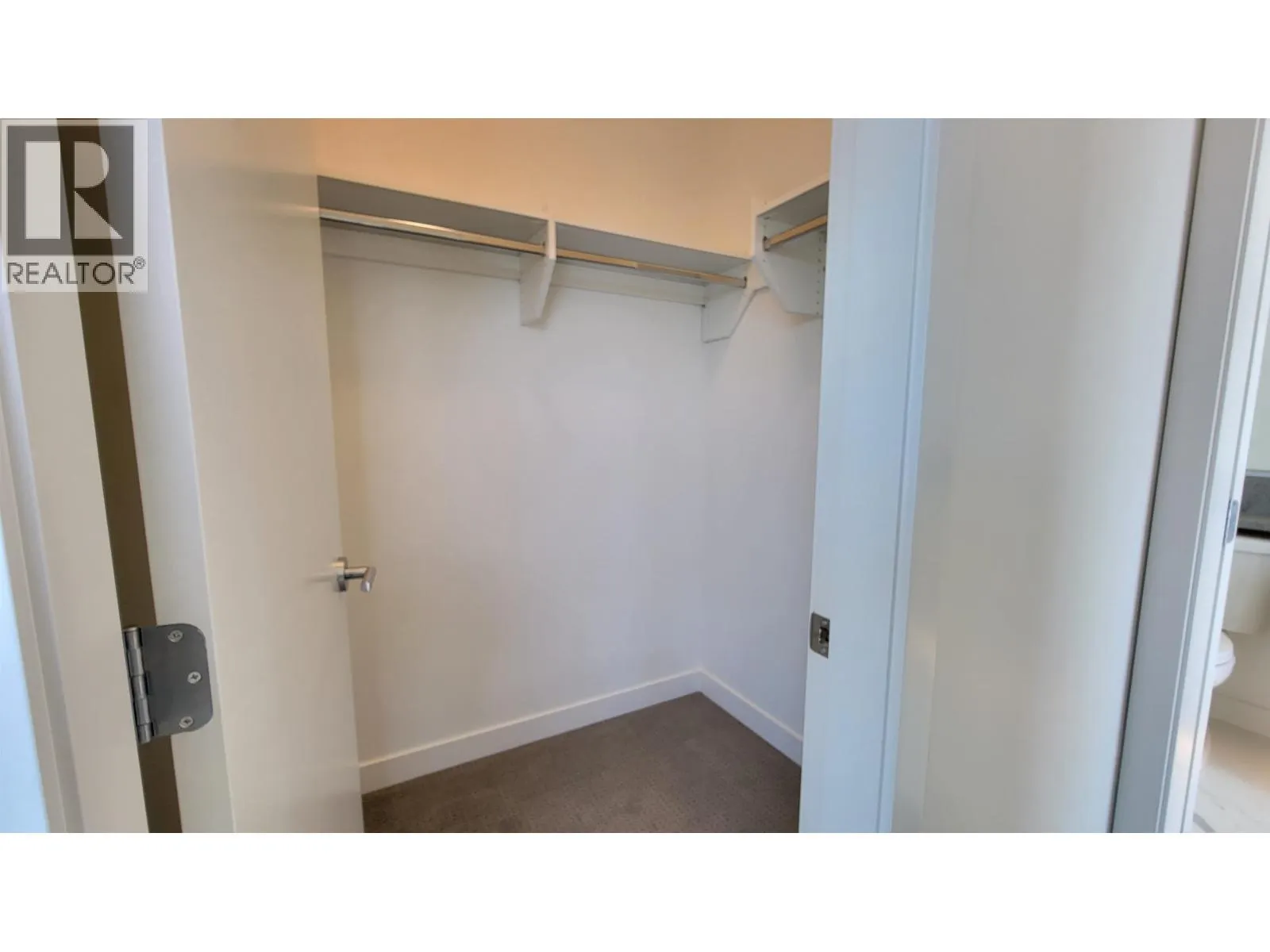 409 7799 17TH STREET