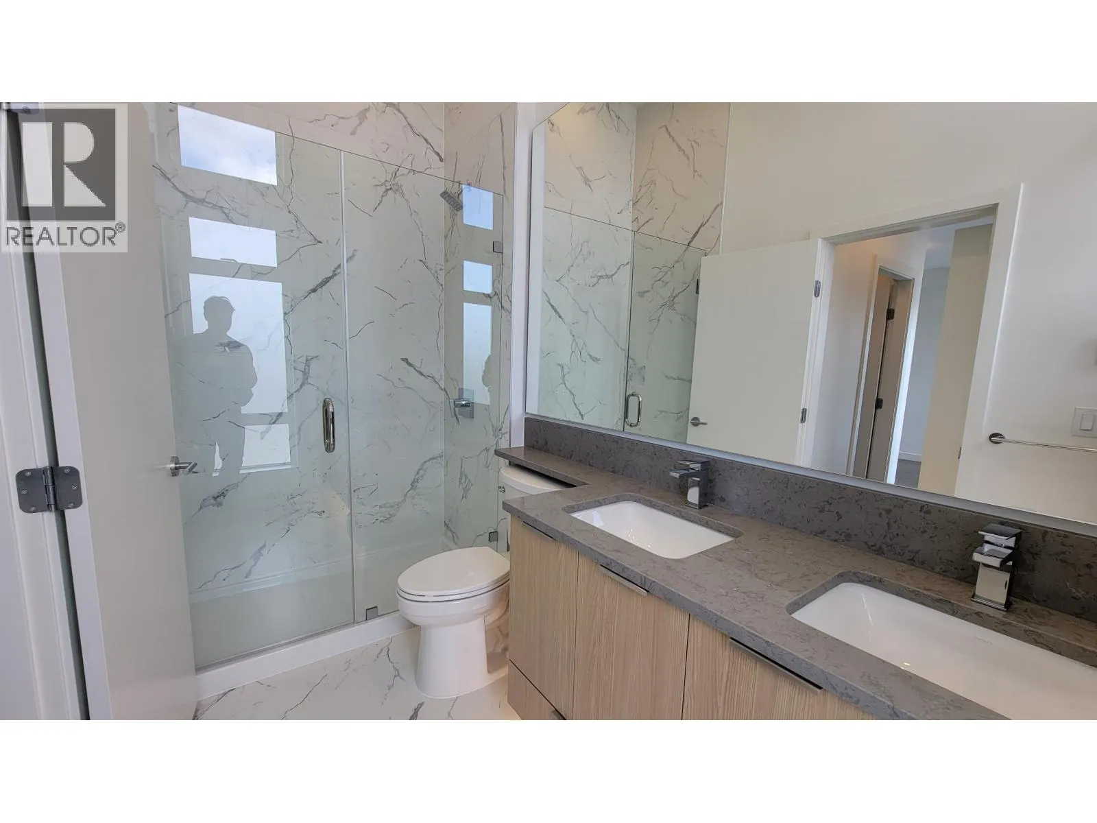 409 7799 17TH STREET