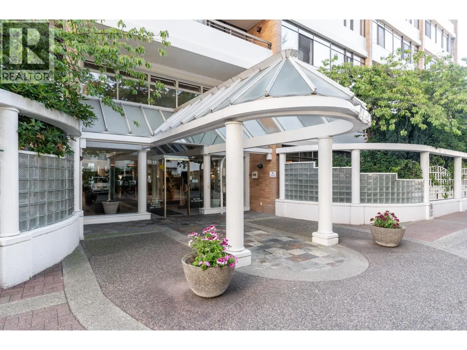 1401 6611 MINORU BOULEVARD