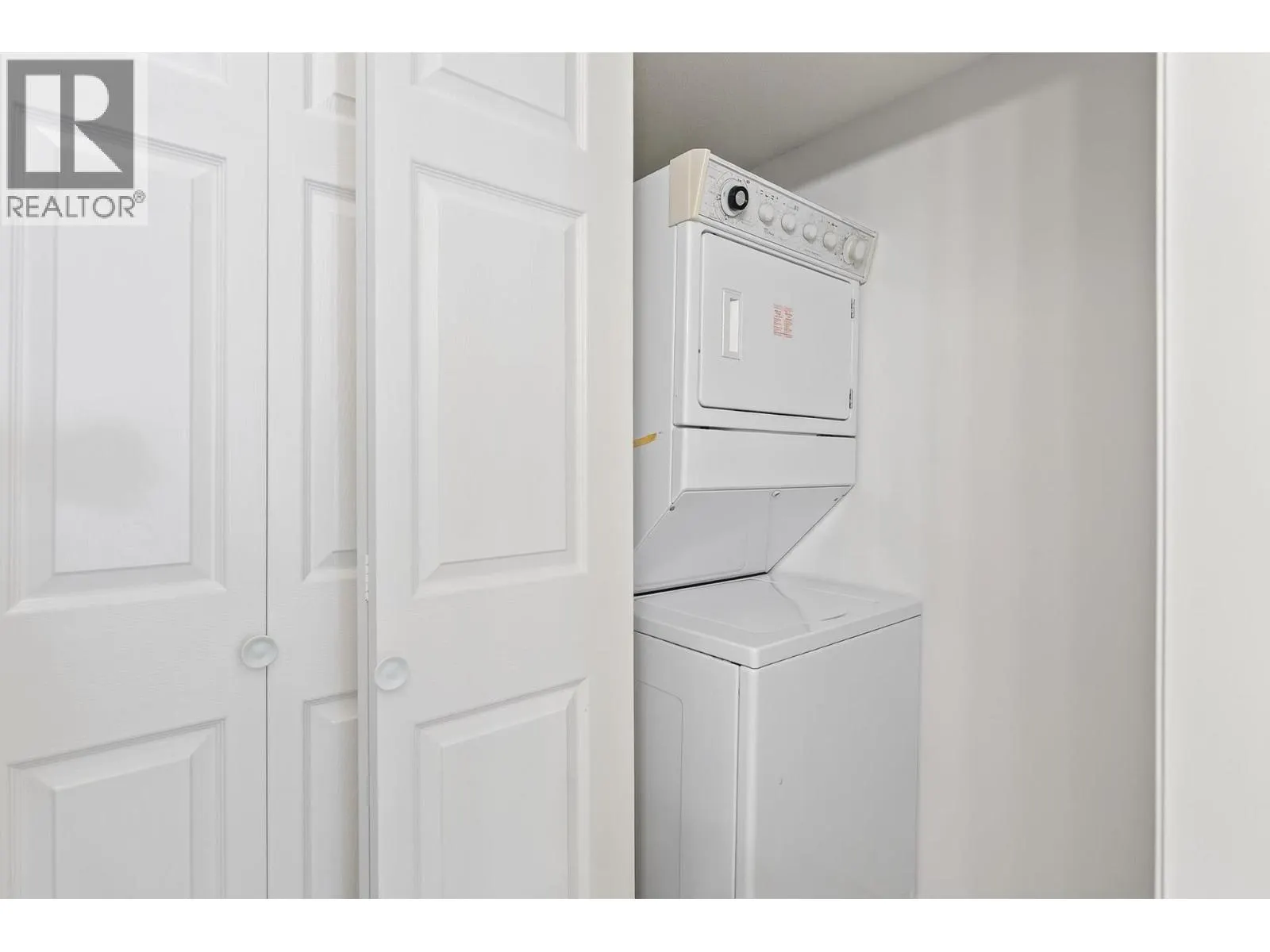 105 2435 WELCHER AVENUE