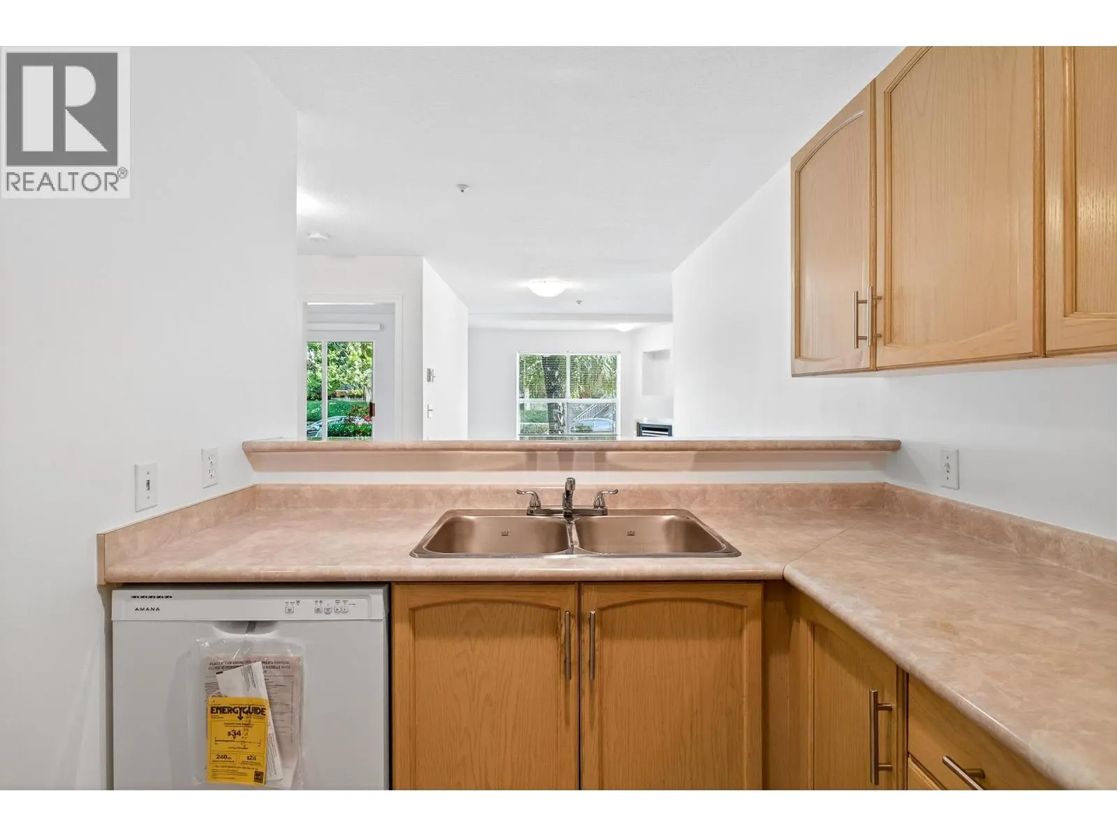 105 2435 WELCHER AVENUE