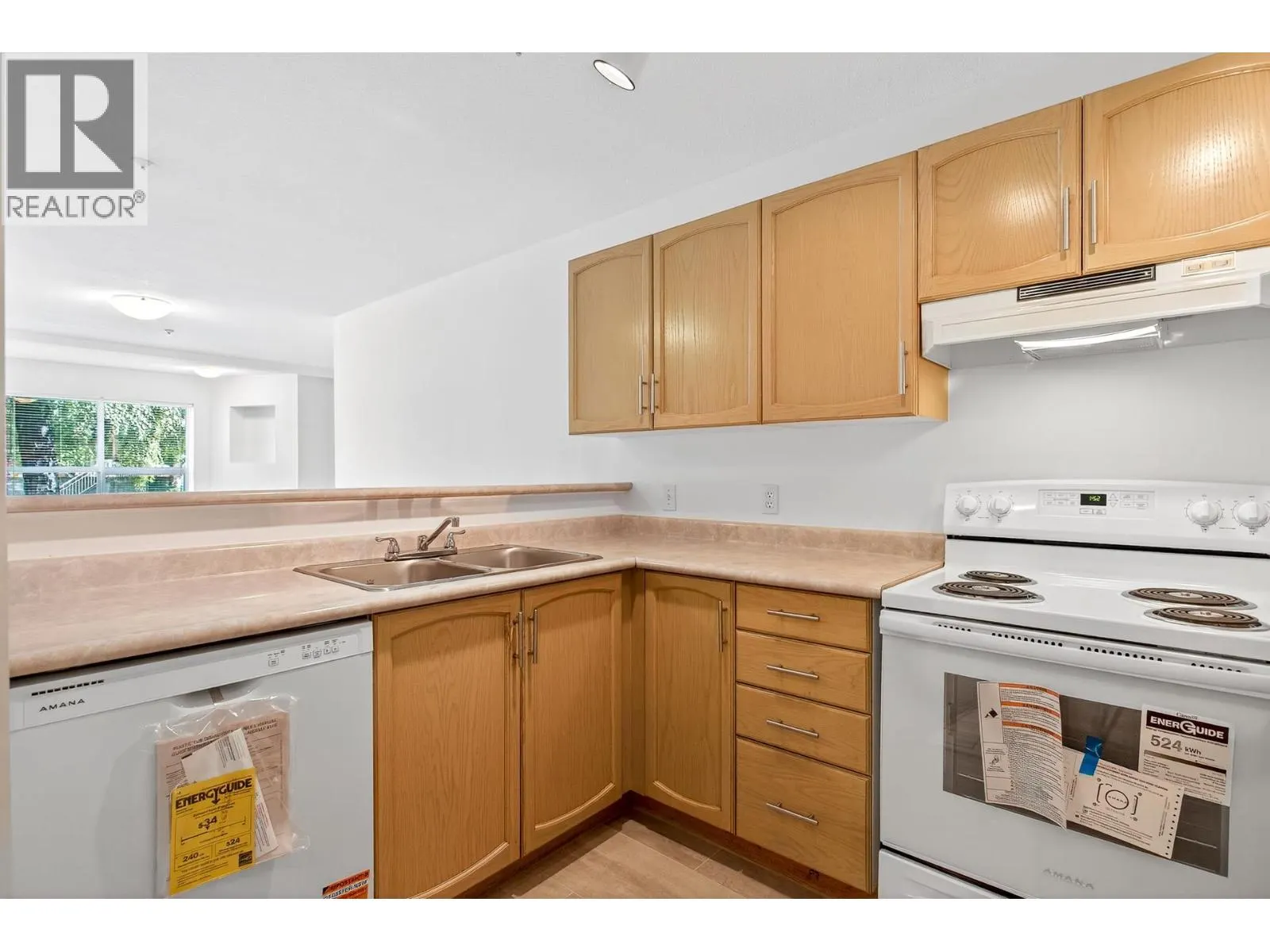 105 2435 WELCHER AVENUE