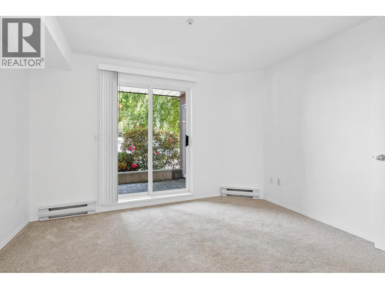 105 2435 WELCHER AVENUE