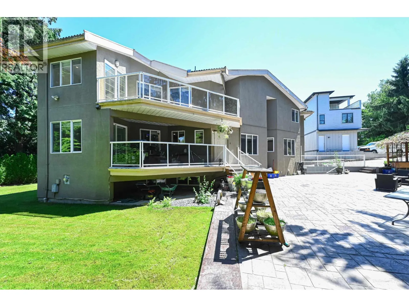 6339 CANADA WAY