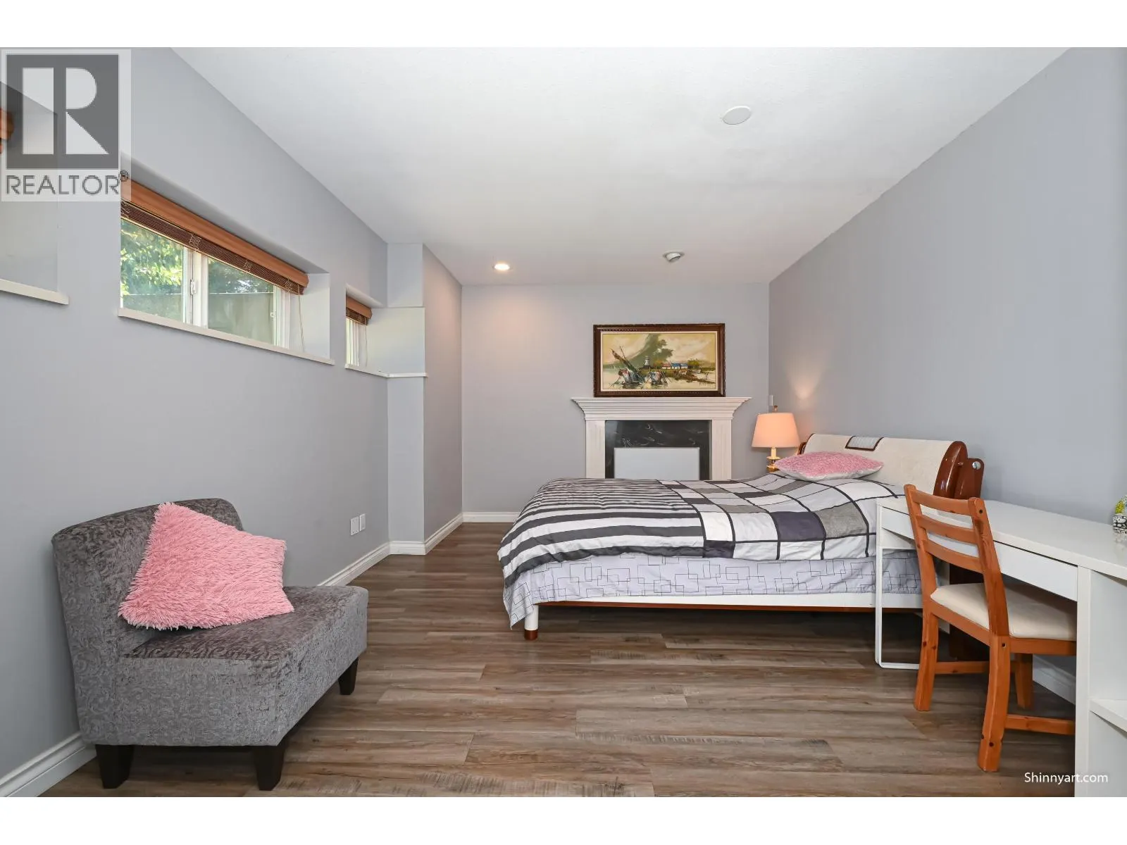 6339 CANADA WAY