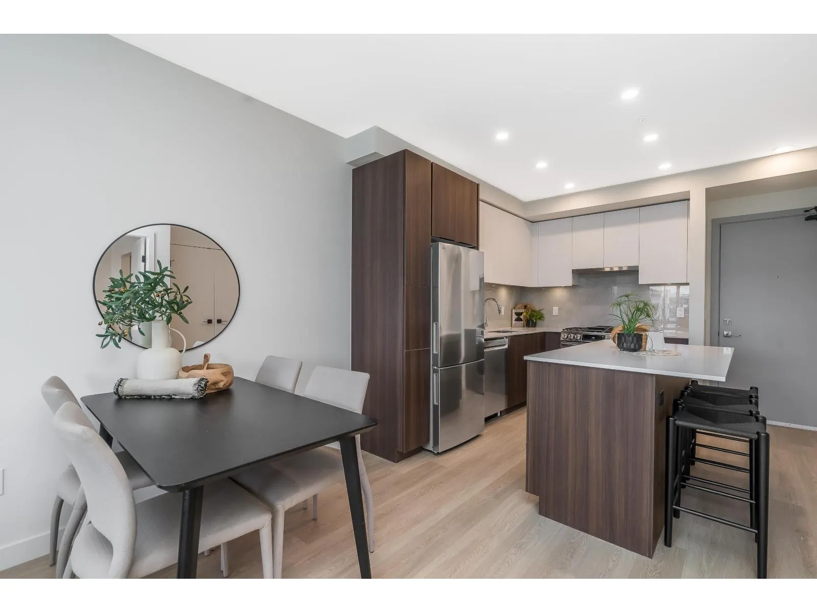403 7980 206A STREET