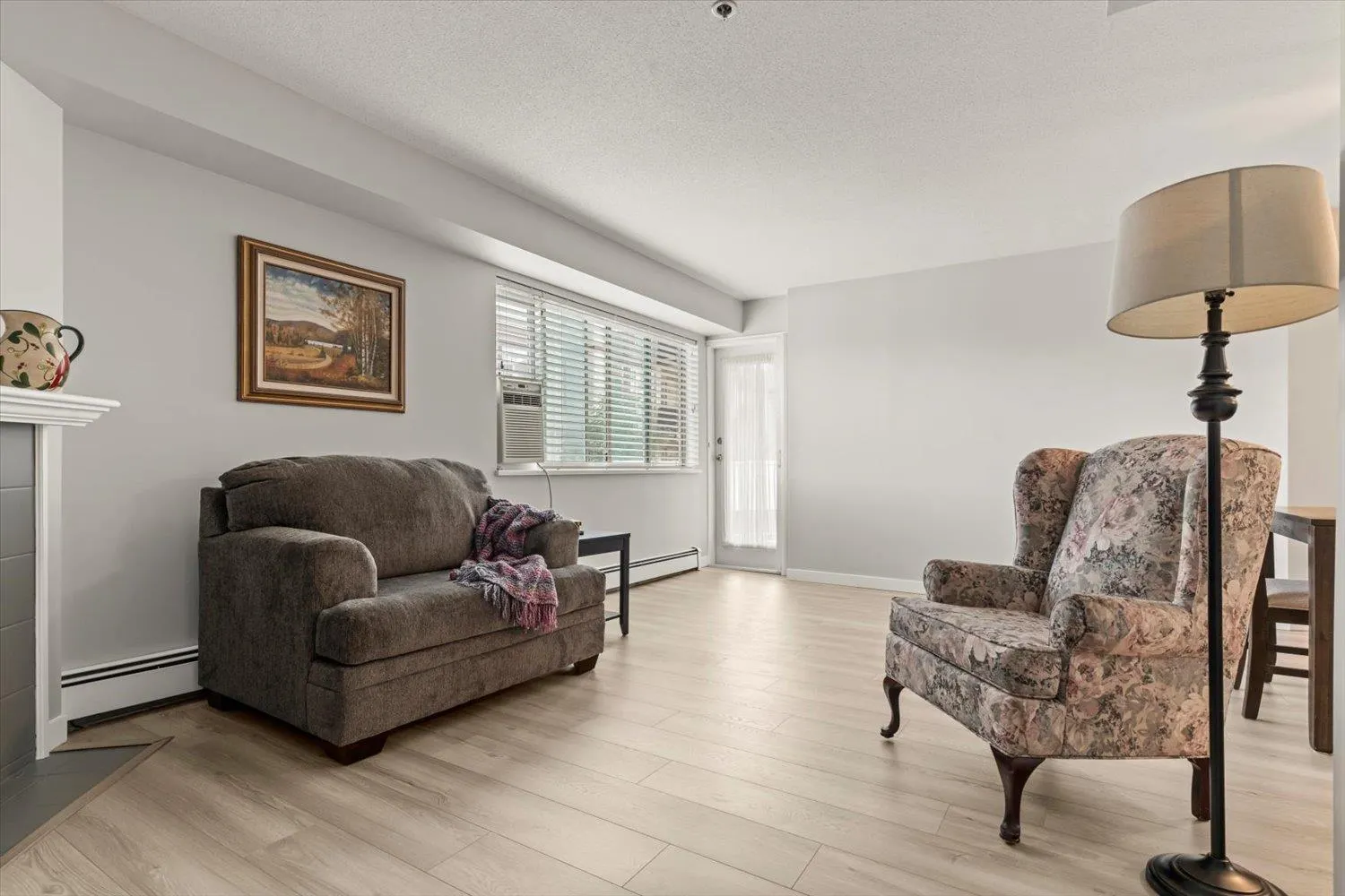 313 9186 EDWARD STREET|Chilliwack Proper West