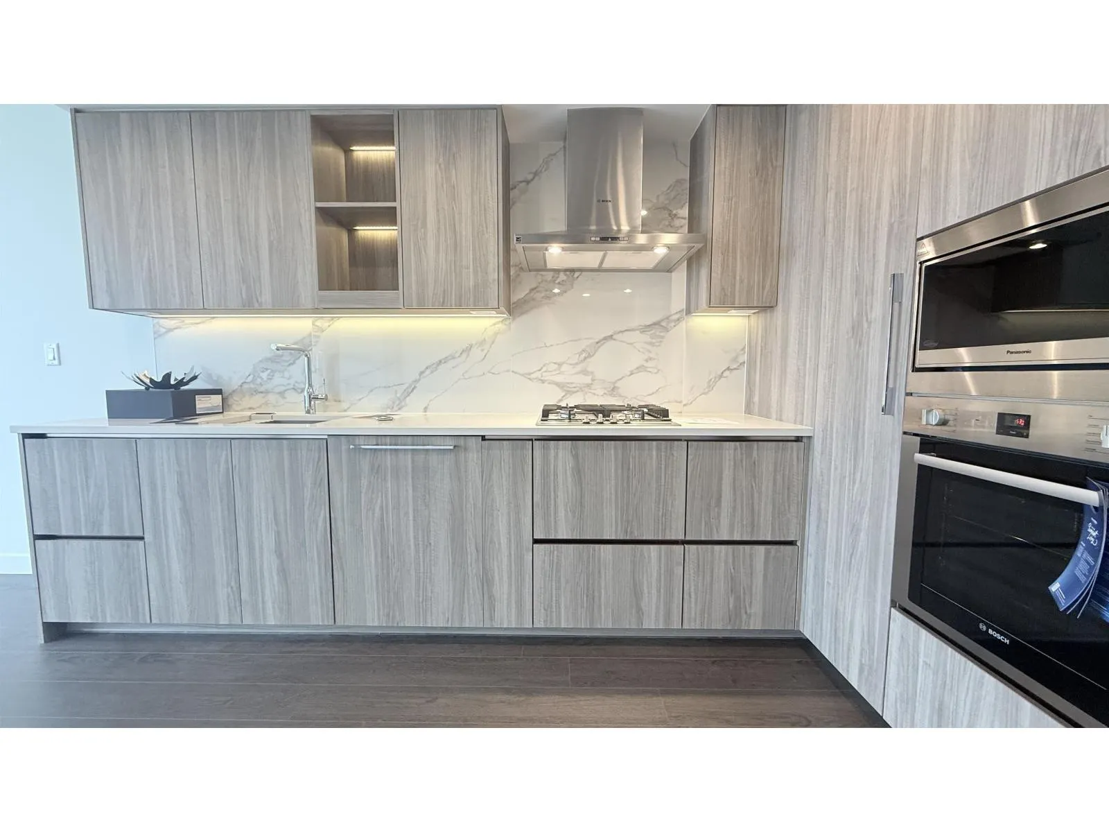 3508 13778 100 AVENUE