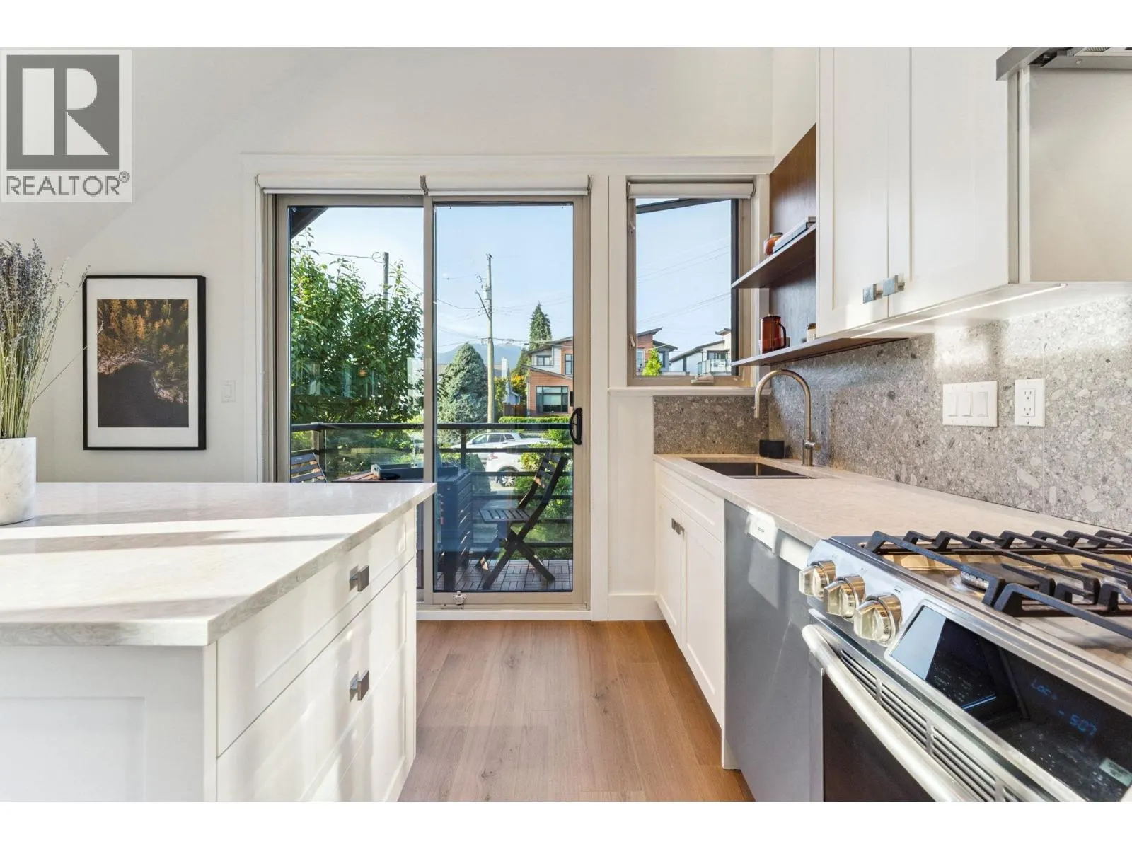 331 E 8TH STREET